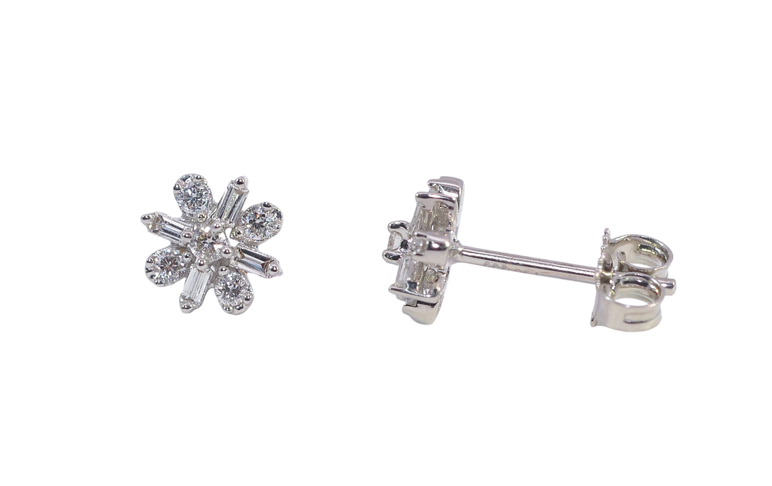 18K White Gold Diamond Earrings