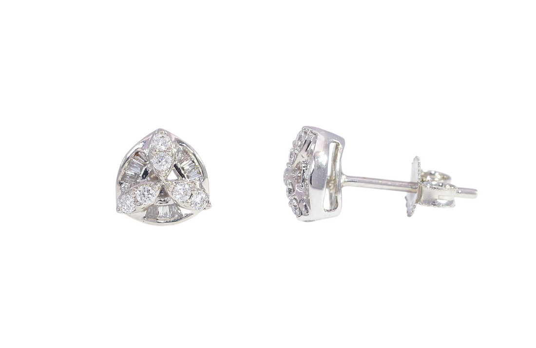 18K White Gold Diamond Earrings