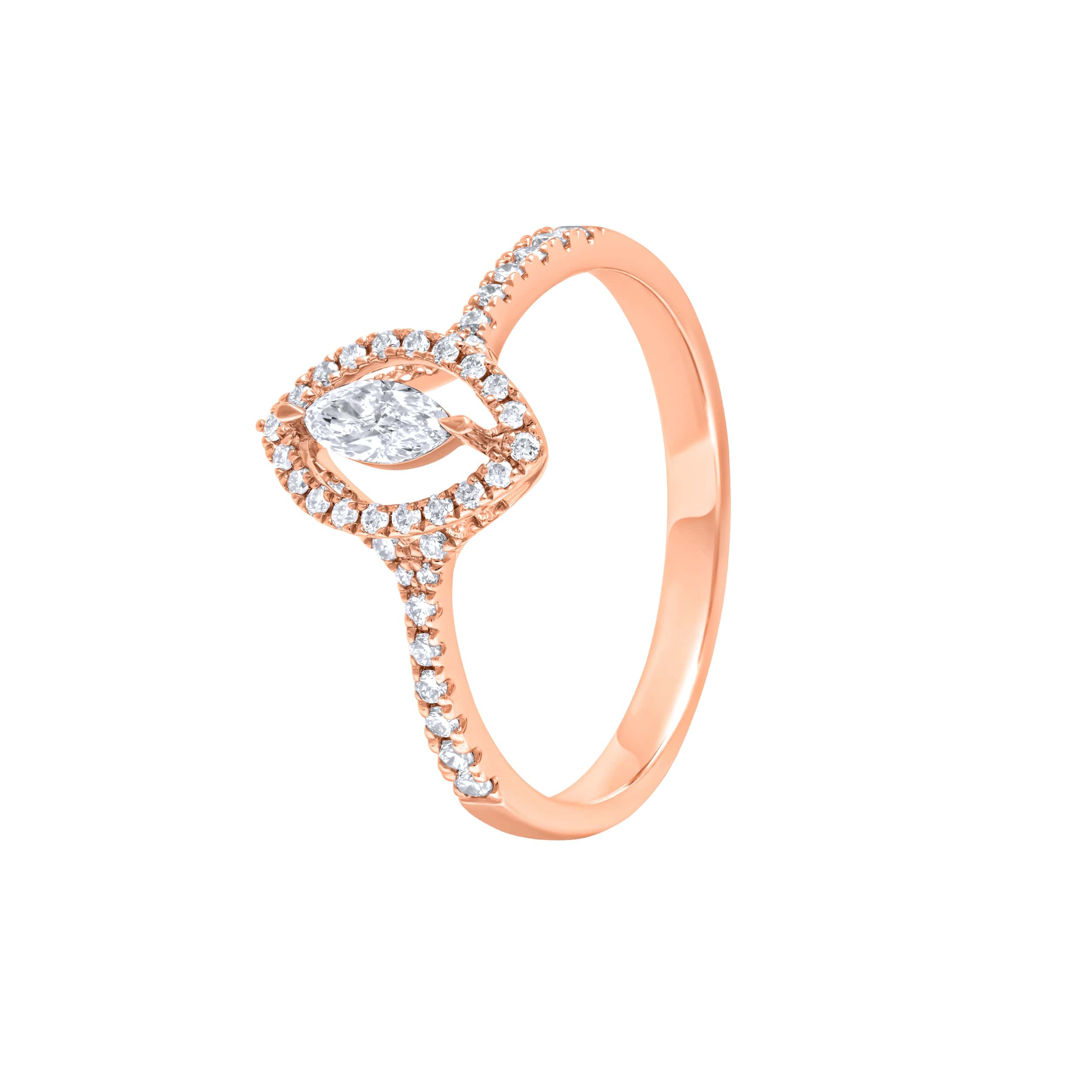 Sophisticated Excellence 18K Diamond Ring, epitome of luxurious allure