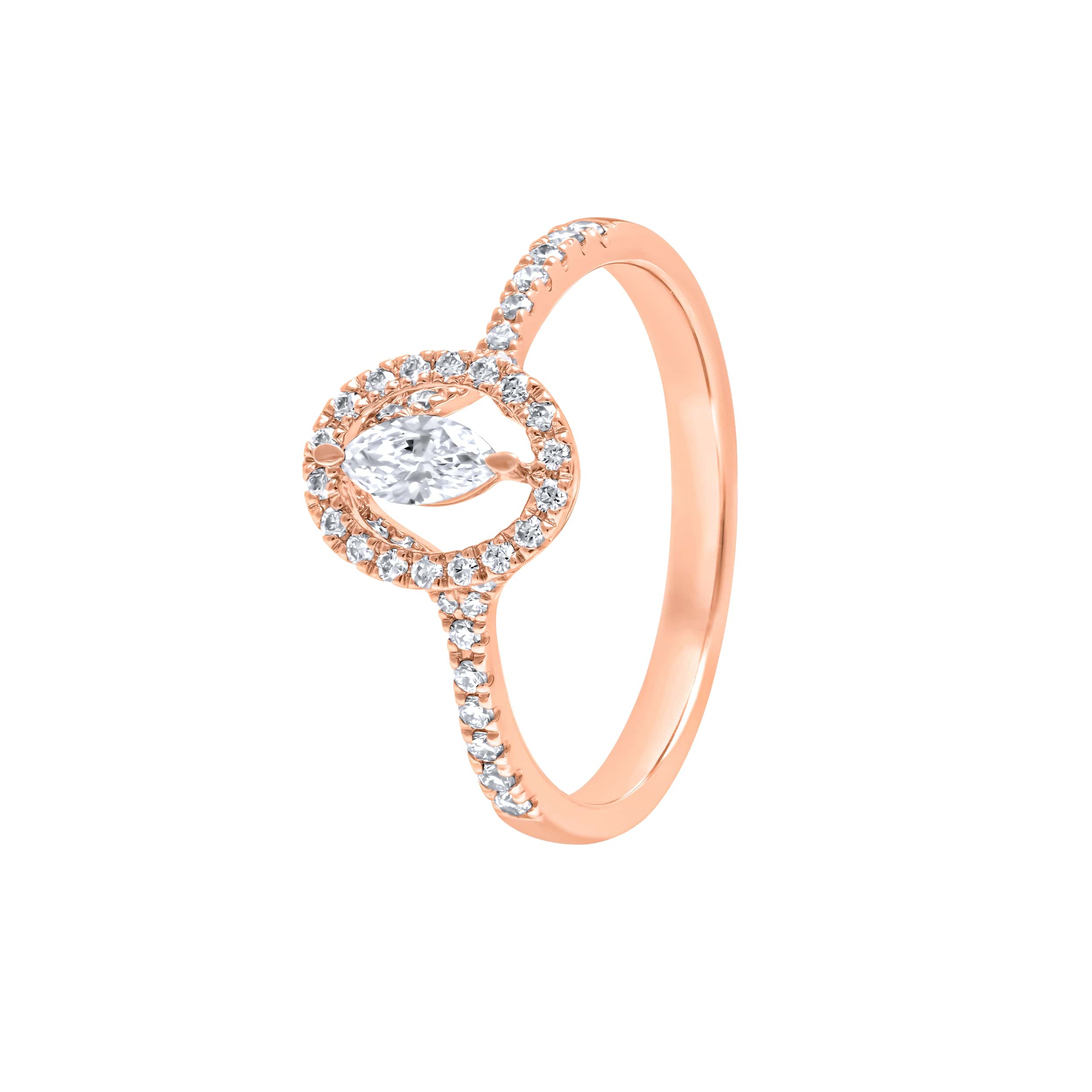 Luxurious Splendor 18K Diamond Ring, a masterpiece of refined luxury