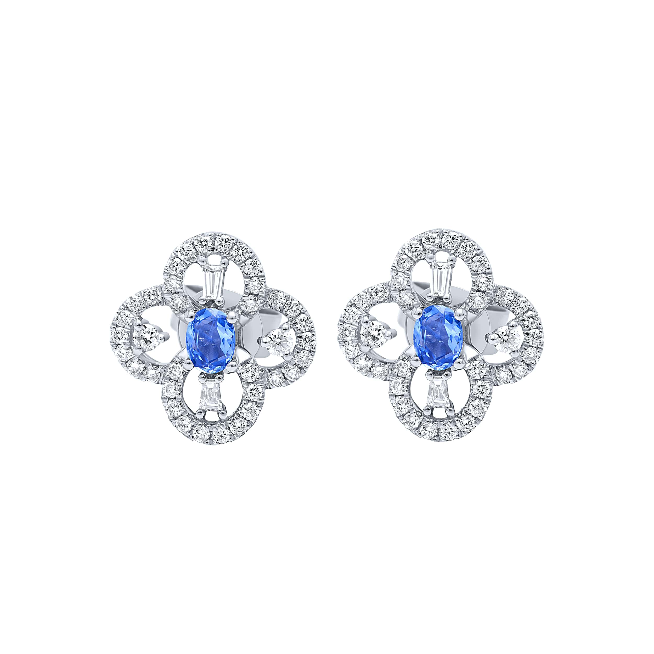 Sophisticated Beauty 18K Diamond Earring "Natural Stone" in White Gold