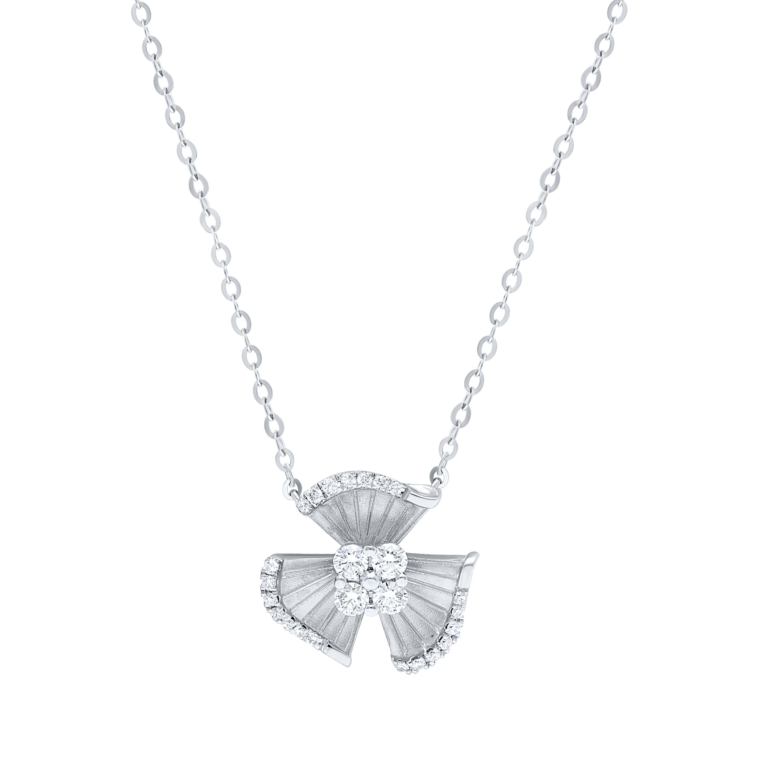 Majestic 18K Diamond Necklace "Dolce Mondo" in Elegant White Gold