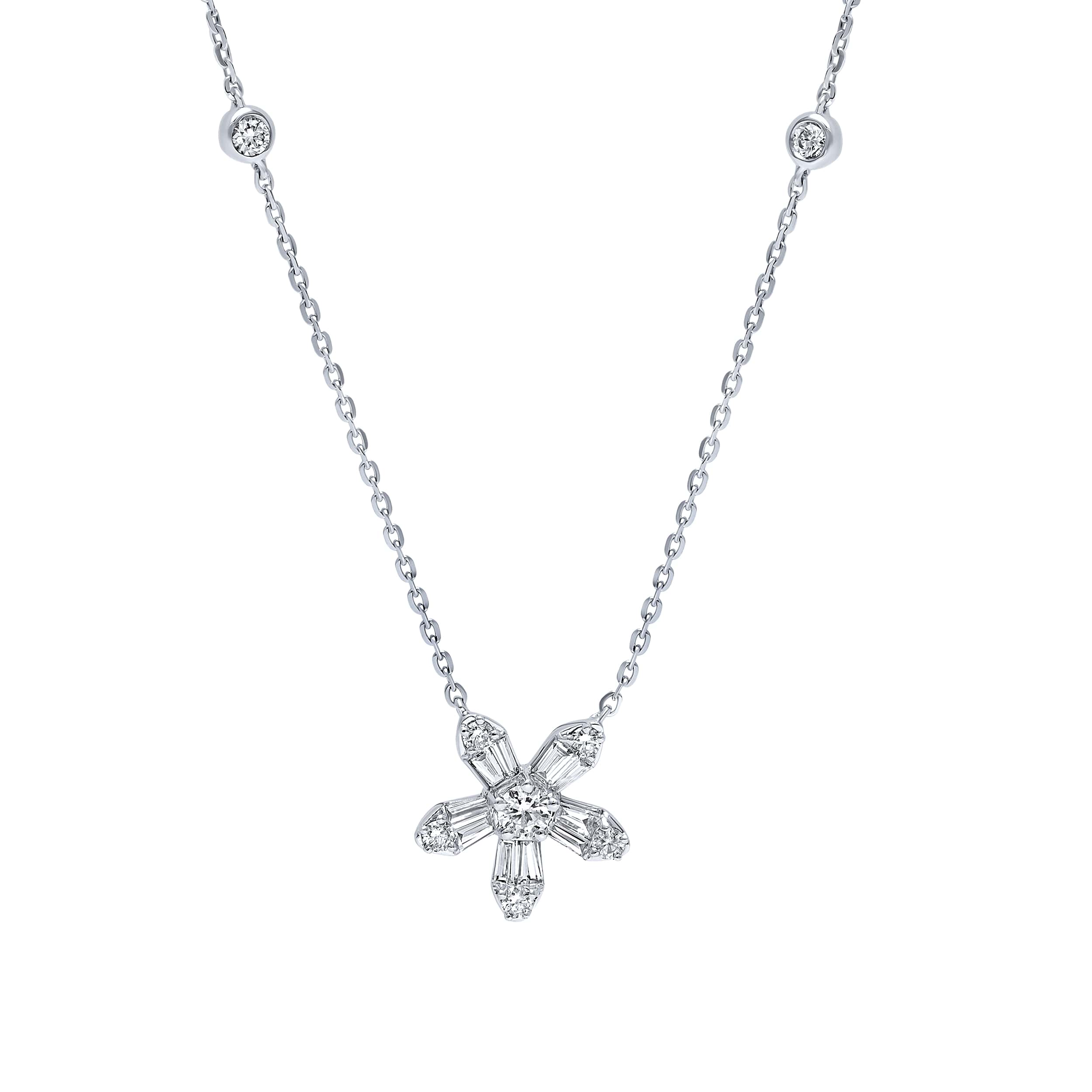Timeless Sophistication DAISY 18K Diamond Necklace in White Gold