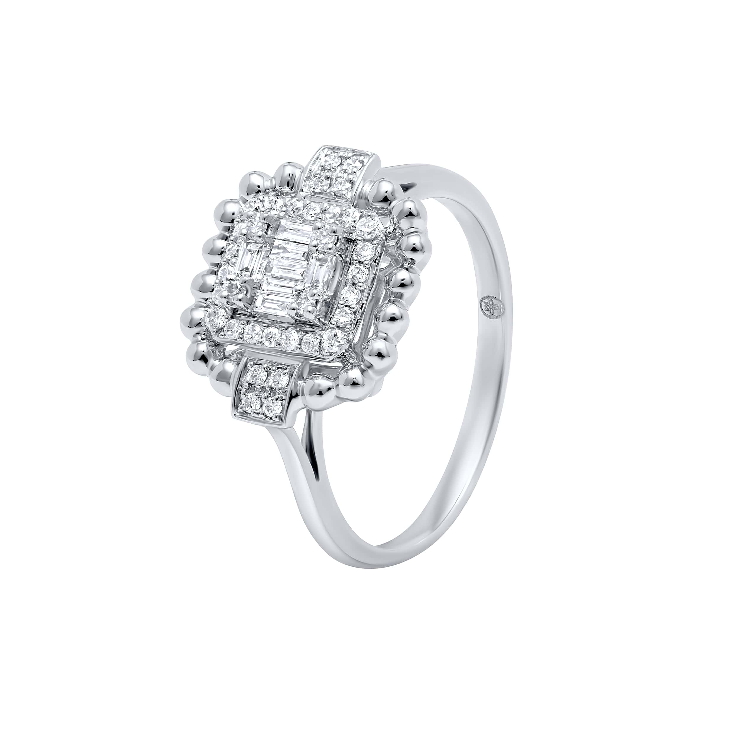 Sophisticated Radiance MONALISA 18K Diamond Ring in White Gold
