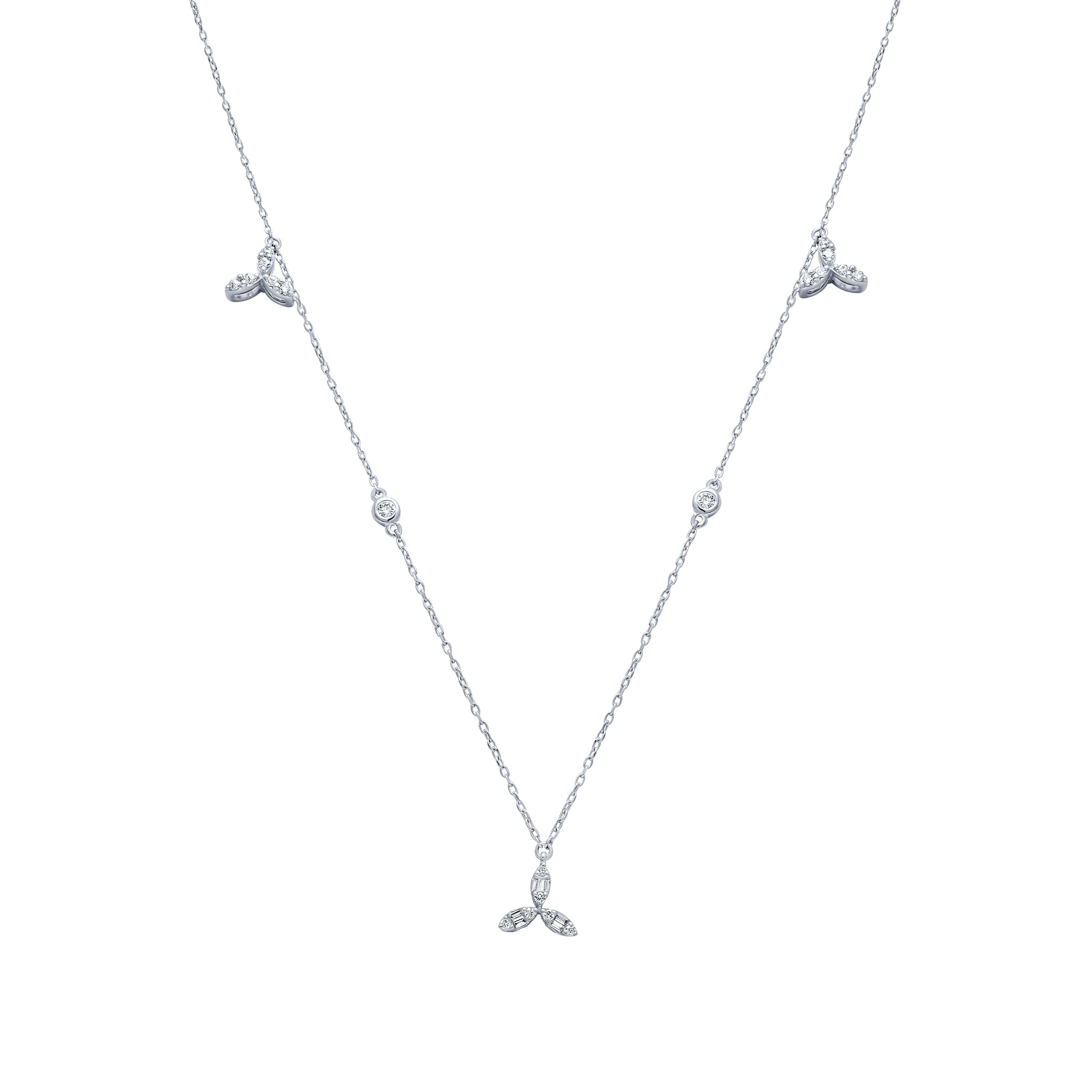 Glistening 18K Diamond Necklace in White Gold