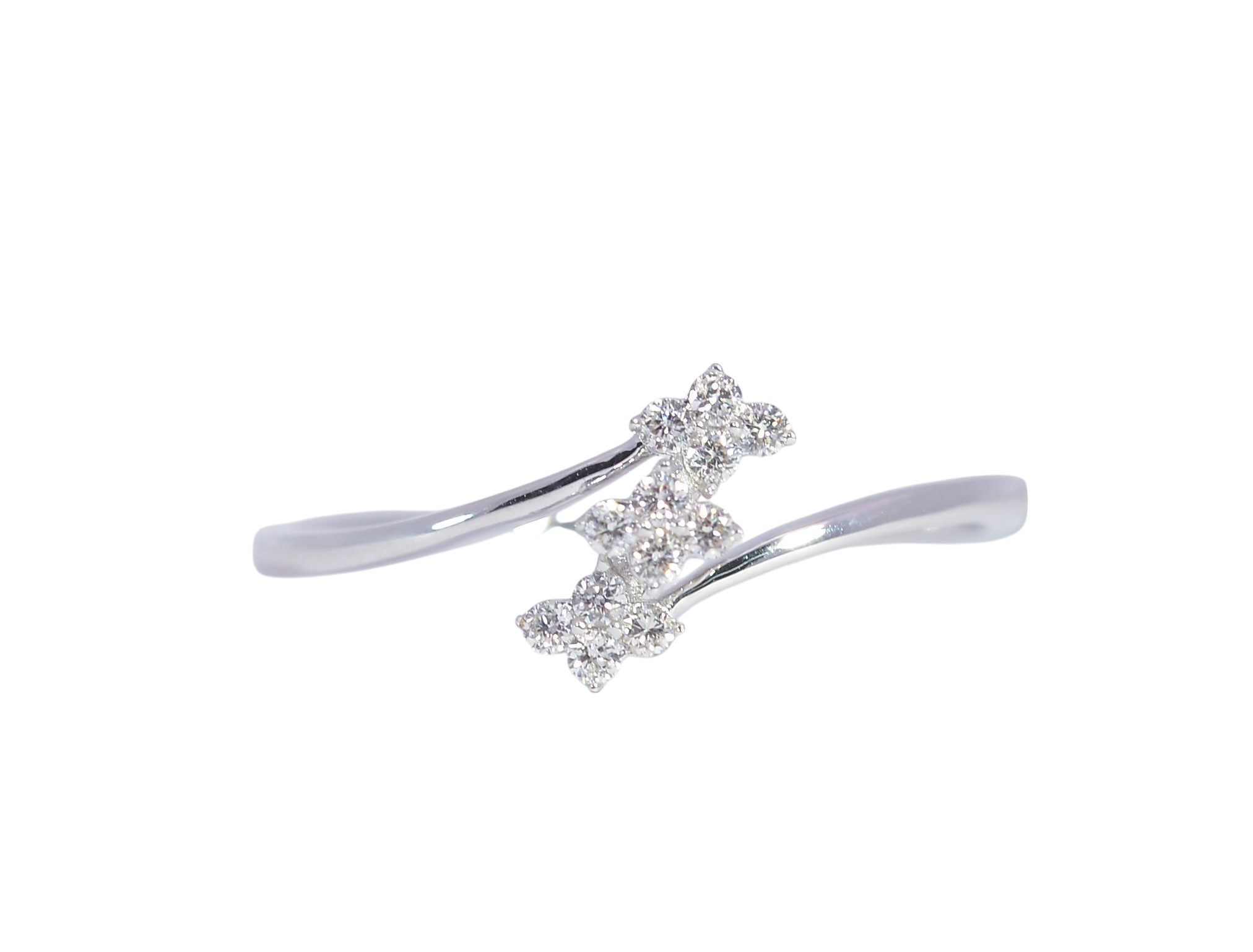 Delicate 18K White Gold Diamond Ring
