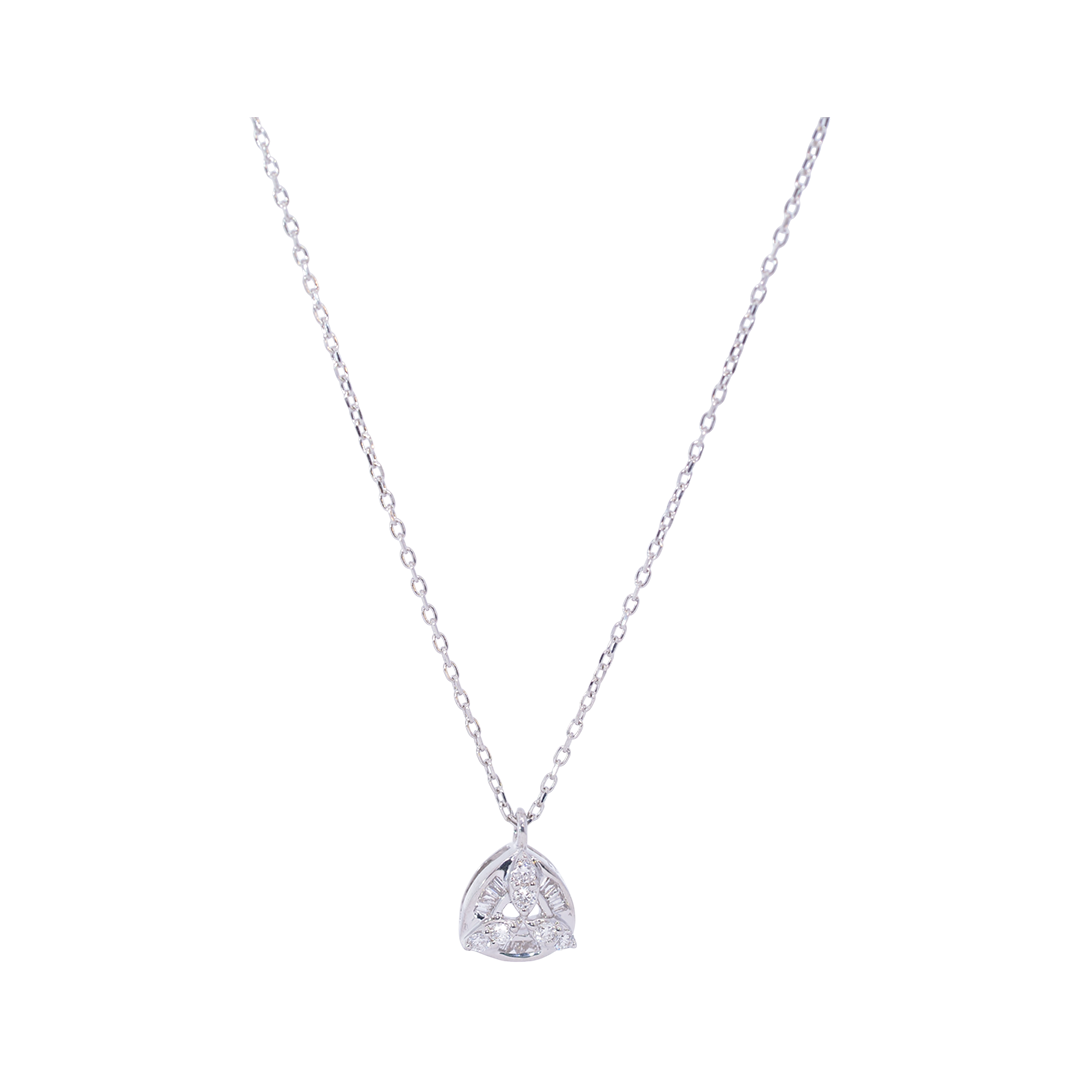 18K White Gold Diamond Pendant Necklace