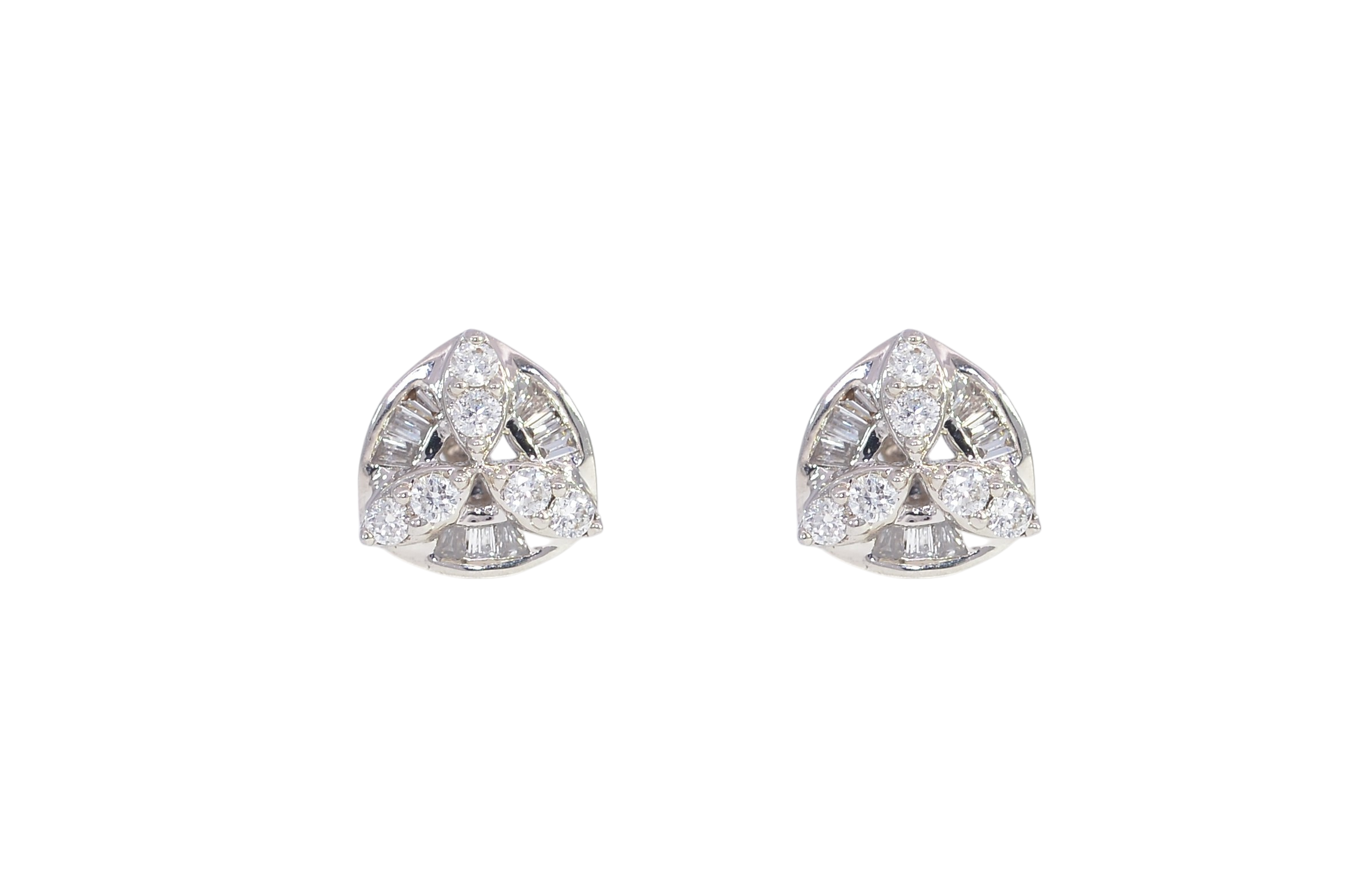 18K White Gold Diamond Earrings