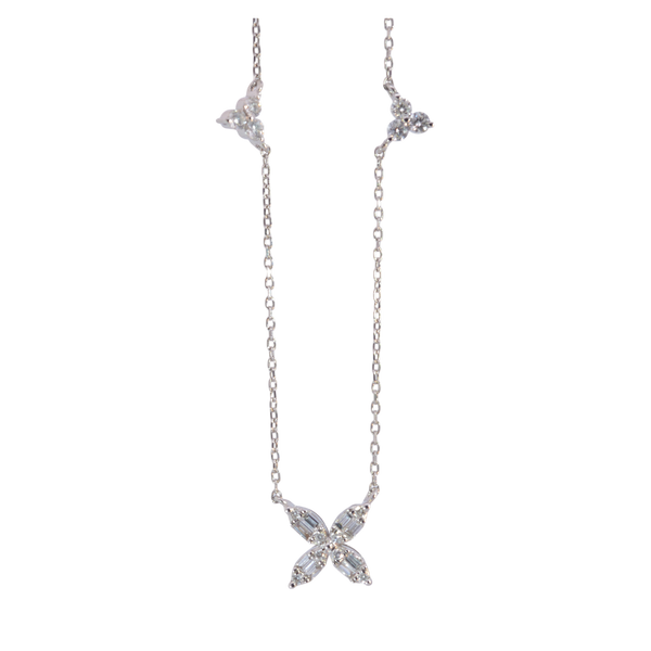 18K necklace with butterfly-shaped pendant