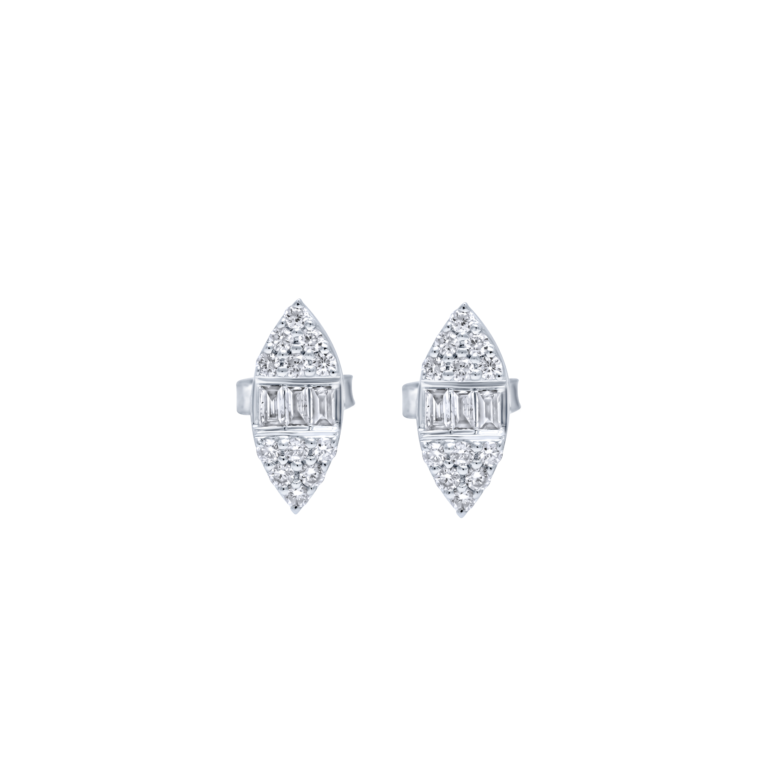 Refined 18K Diamond Earrings in White Gold