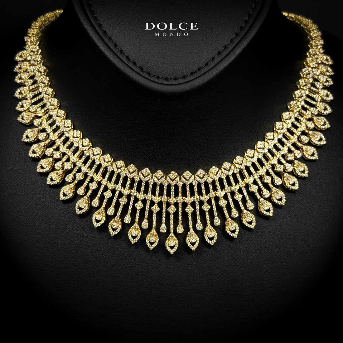 Alice Golden Luxury Bridal Full Set Featuring Hight Quality Class Zircon Stones with Premium 18k Gold Plated Finish