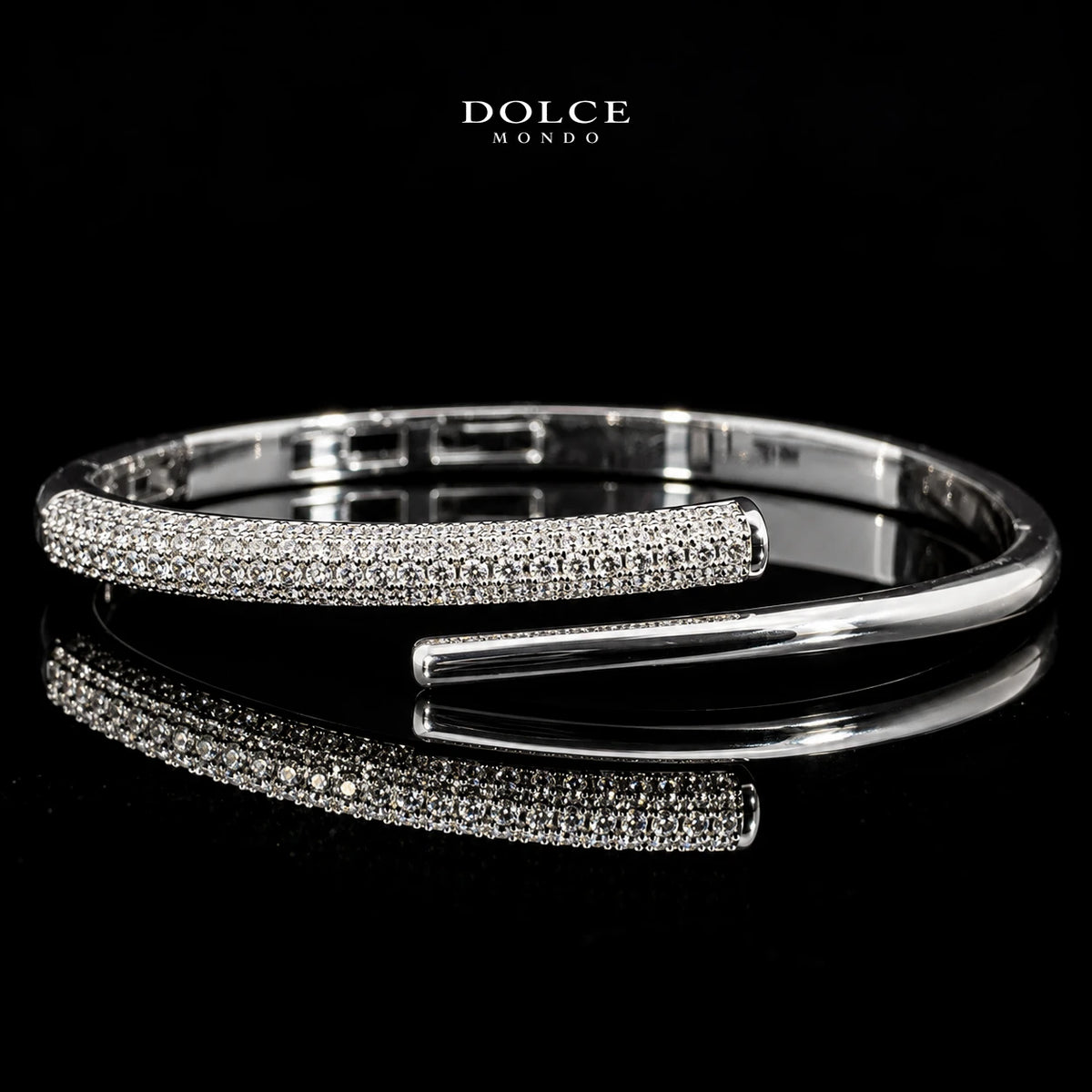Noura White Round-Cut Zircon Luxury Bangle & Ring Set – Premium Rhodium Plated | Dolce Mondo