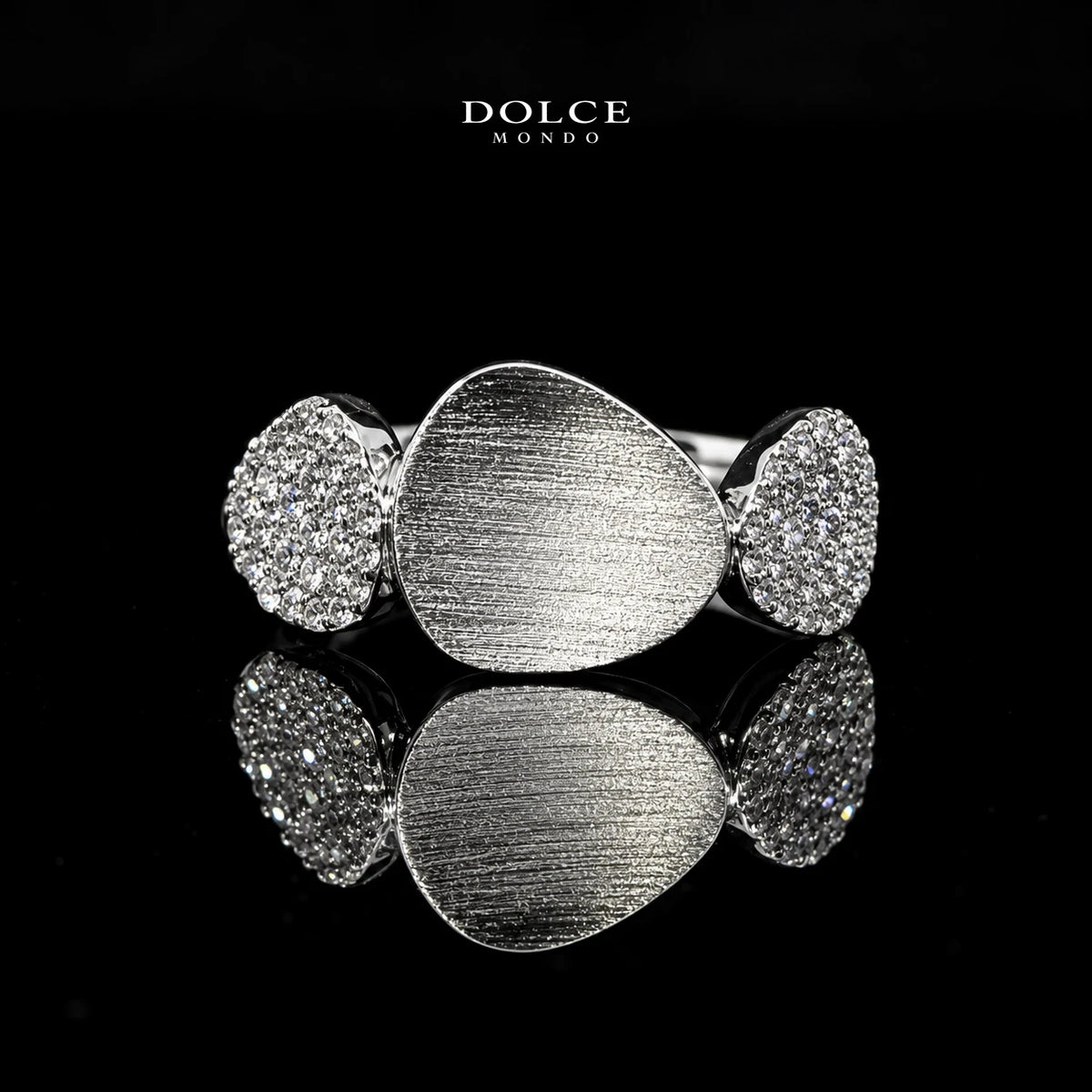Julia White Luxury Full Set Featuring High-Quality Zircon Stones with a Premium Rhodium-Plated Finish
