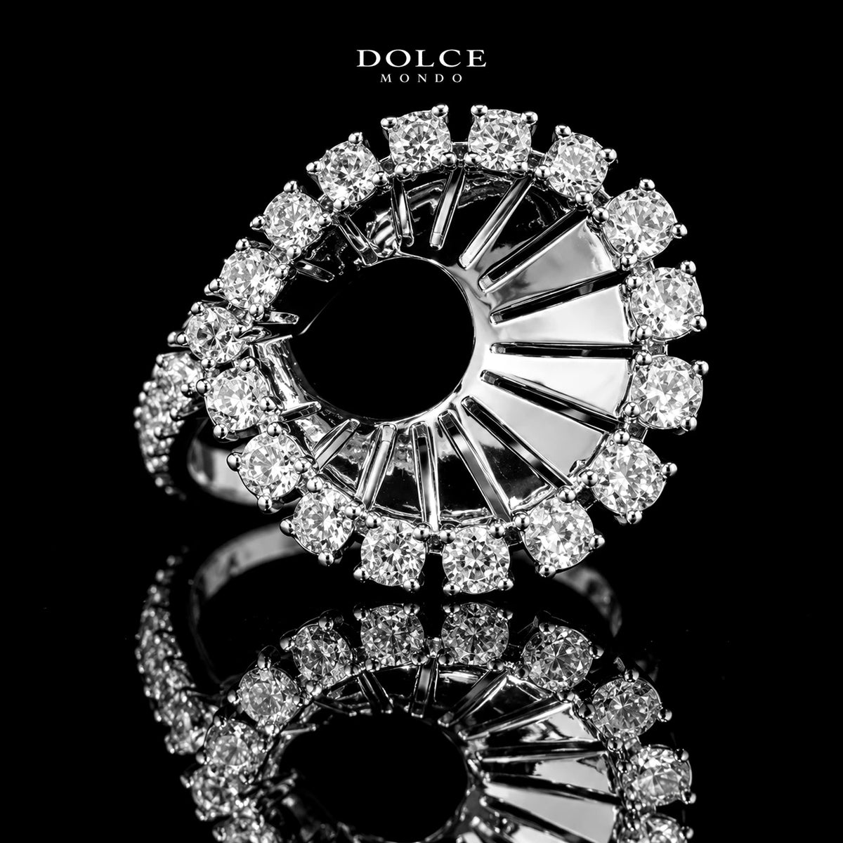 Vera White Luxury Full Set Featuring High-Quality Zircon Stones with a Premium Rhodium-Plated Finish