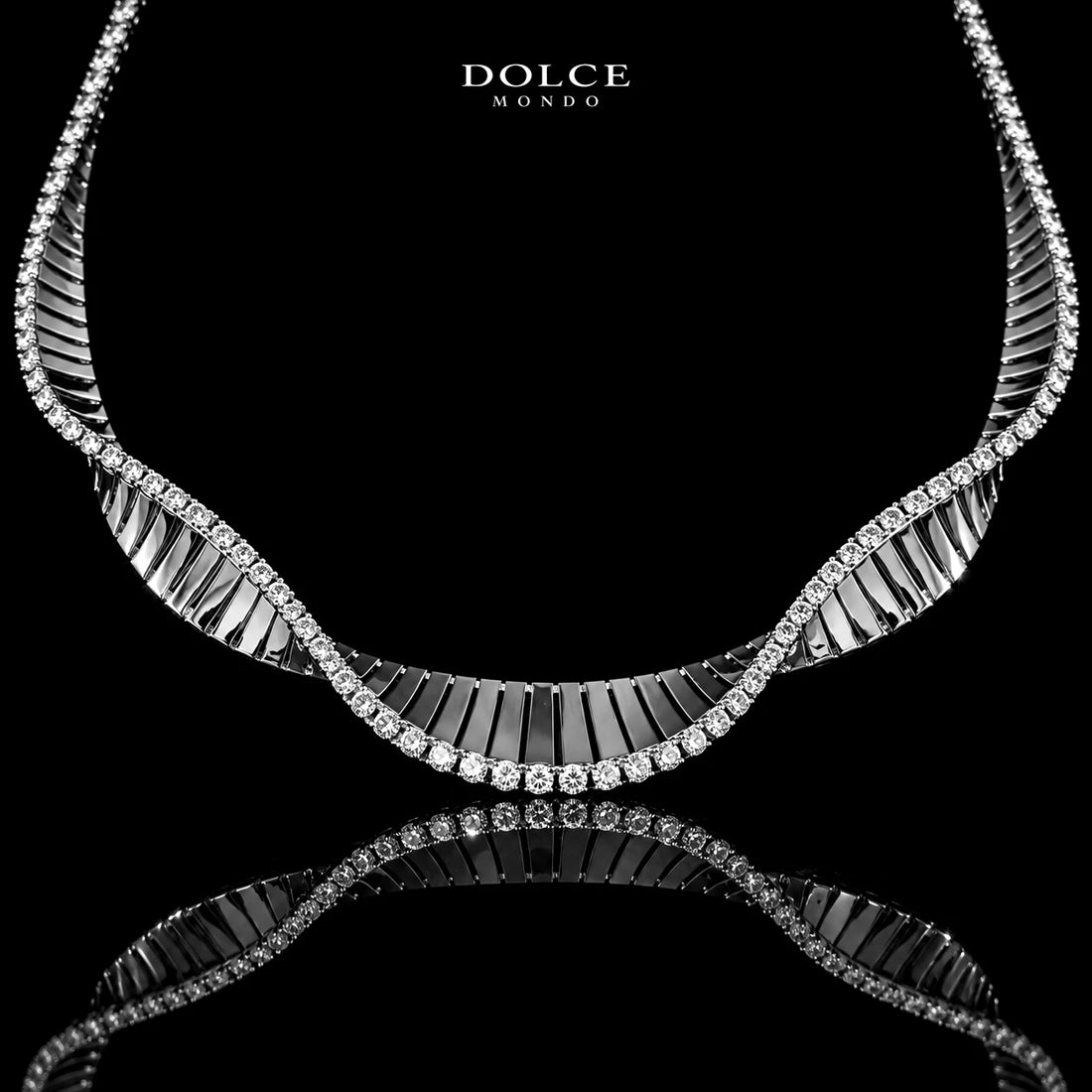 Vera White Luxury Full Set Featuring High-Quality Zircon Stones with a Premium Rhodium-Plated Finish