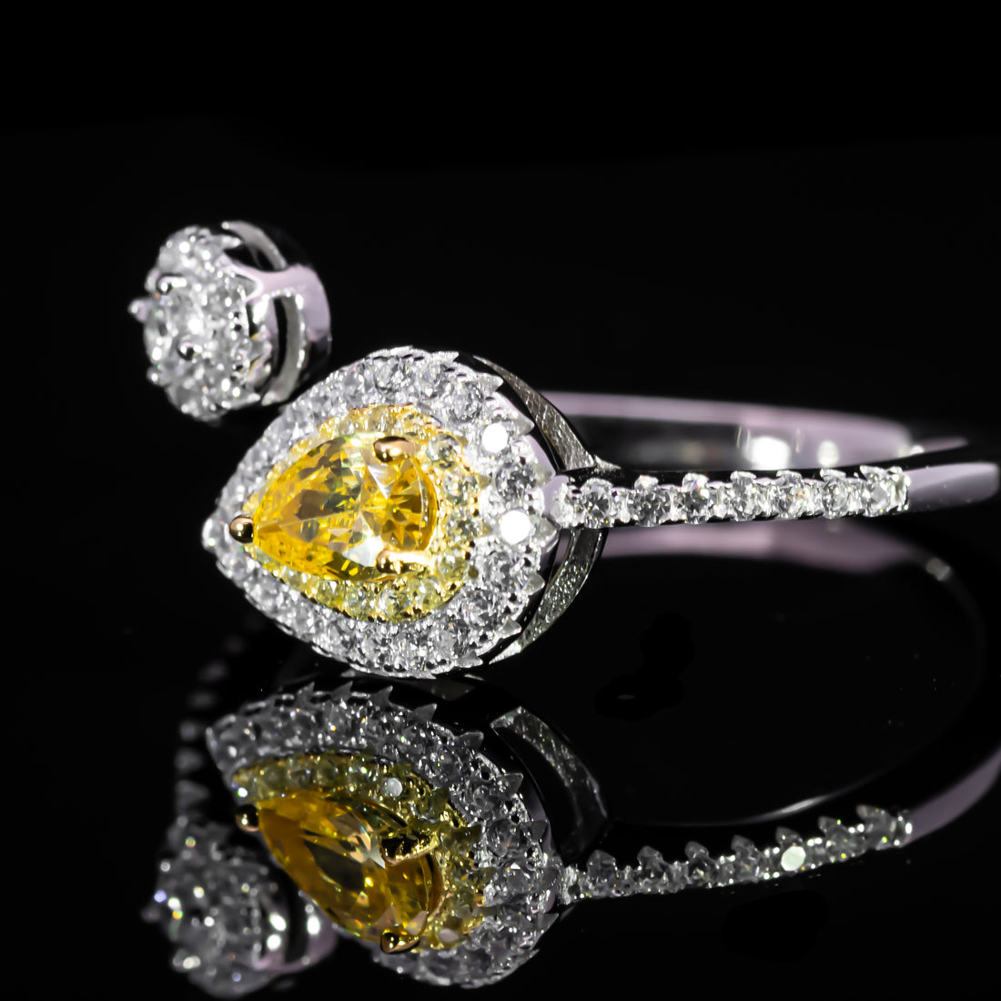 Dolce Mondo Royal Yellow Pear Bypass Ring in 925 Silver with Premium Zircon Stones