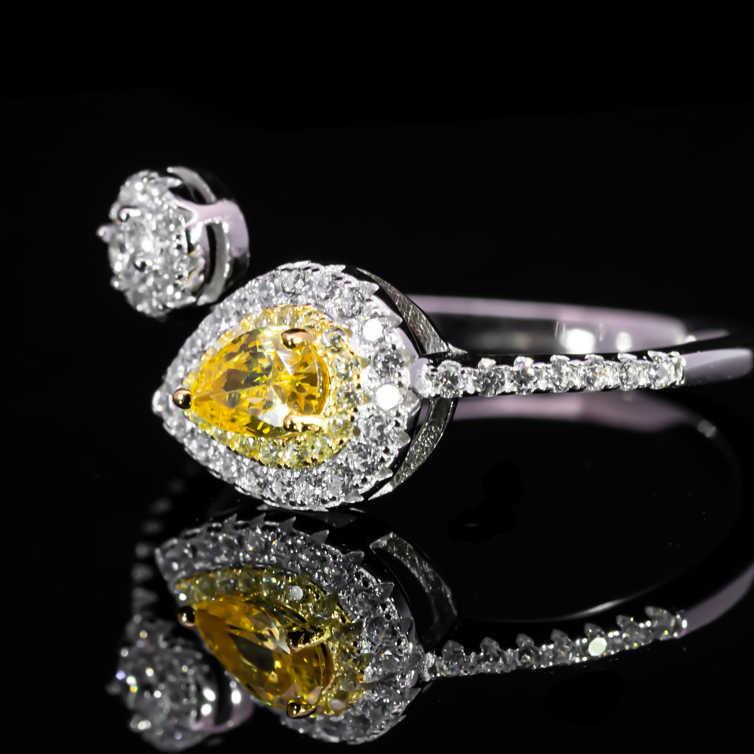 Dolce Mondo Royal Yellow Pear Bypass Ring in 925 Silver with Premium Zircon Stones