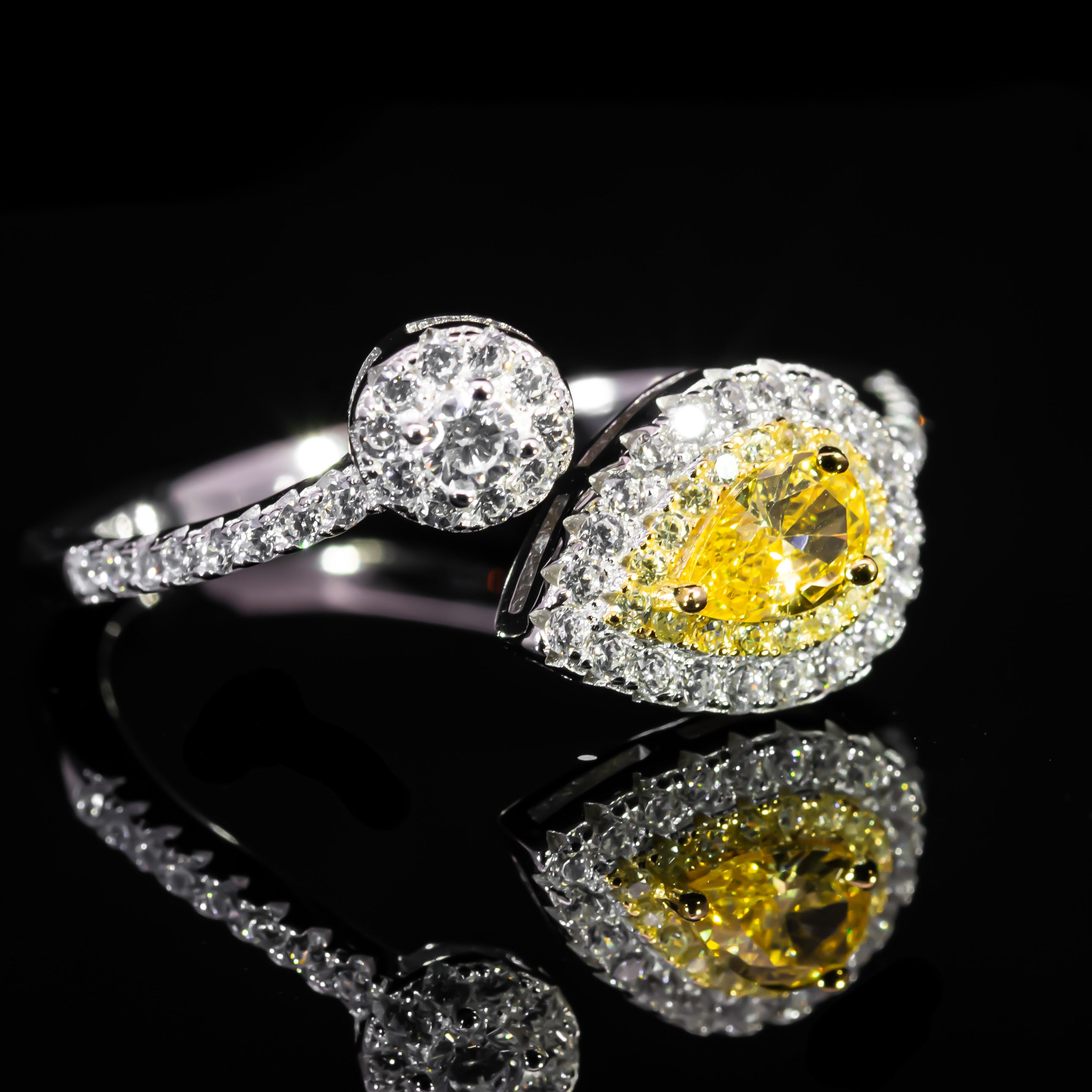 Dolce Mondo Royal Yellow Pear Bypass Ring in 925 Silver with Premium Zircon Stones