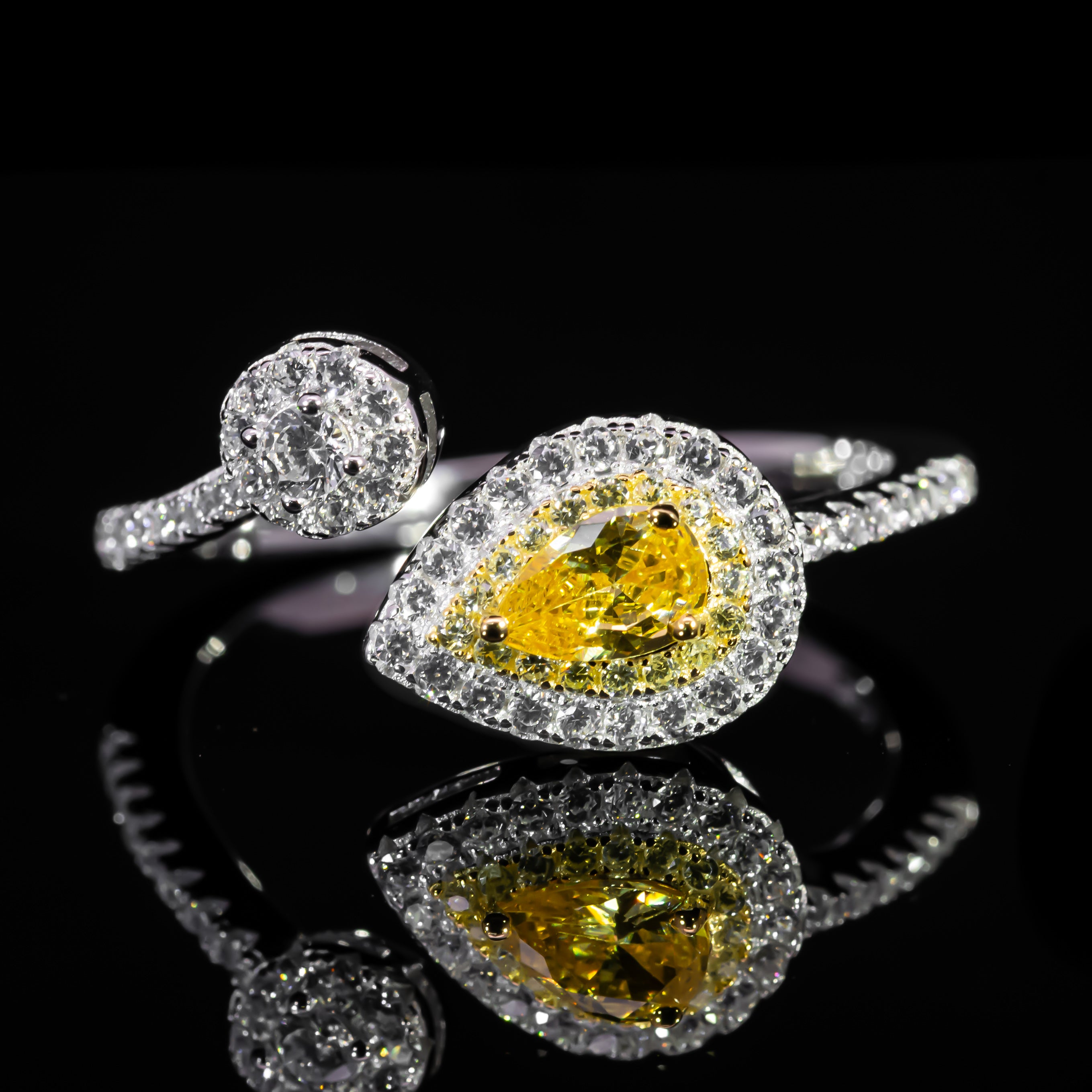 Dolce Mondo Royal Yellow Pear Bypass Ring in 925 Silver with Premium Zircon Stones