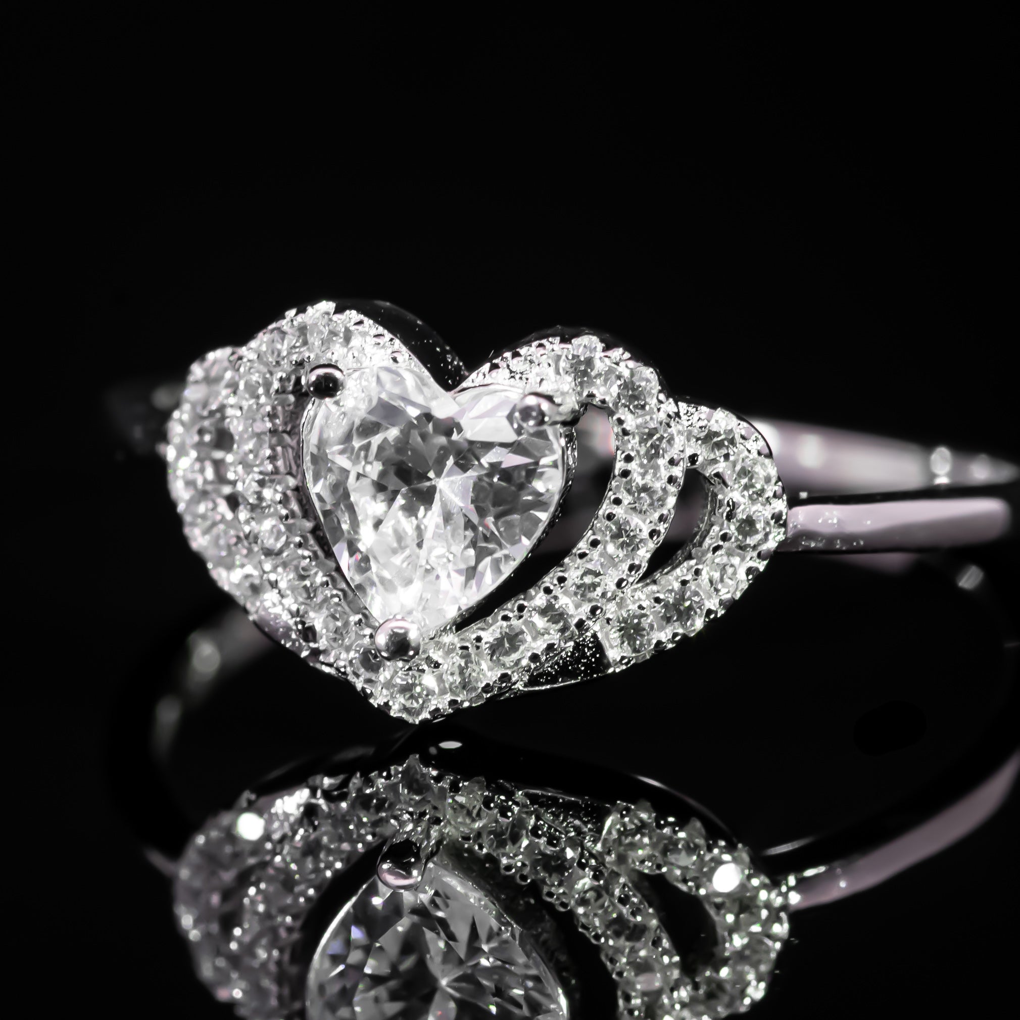 Dolce Mondo Princess White Heart Halo Ring in 925 Silver with Premium Zircon Stones