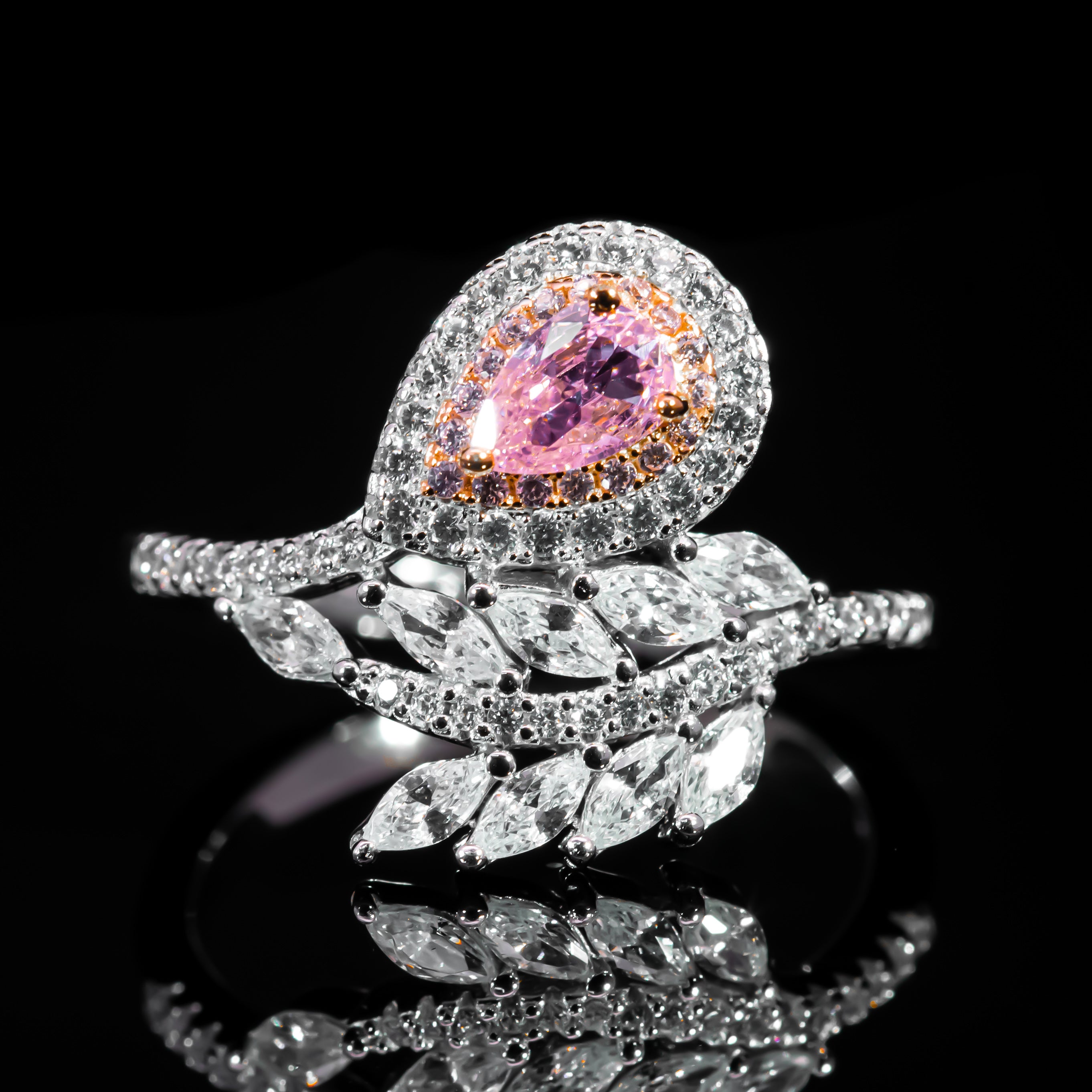 Dolce Mondo Royal Pink Pear Halo Ring in 925 Silver with Premium Zircon Stones