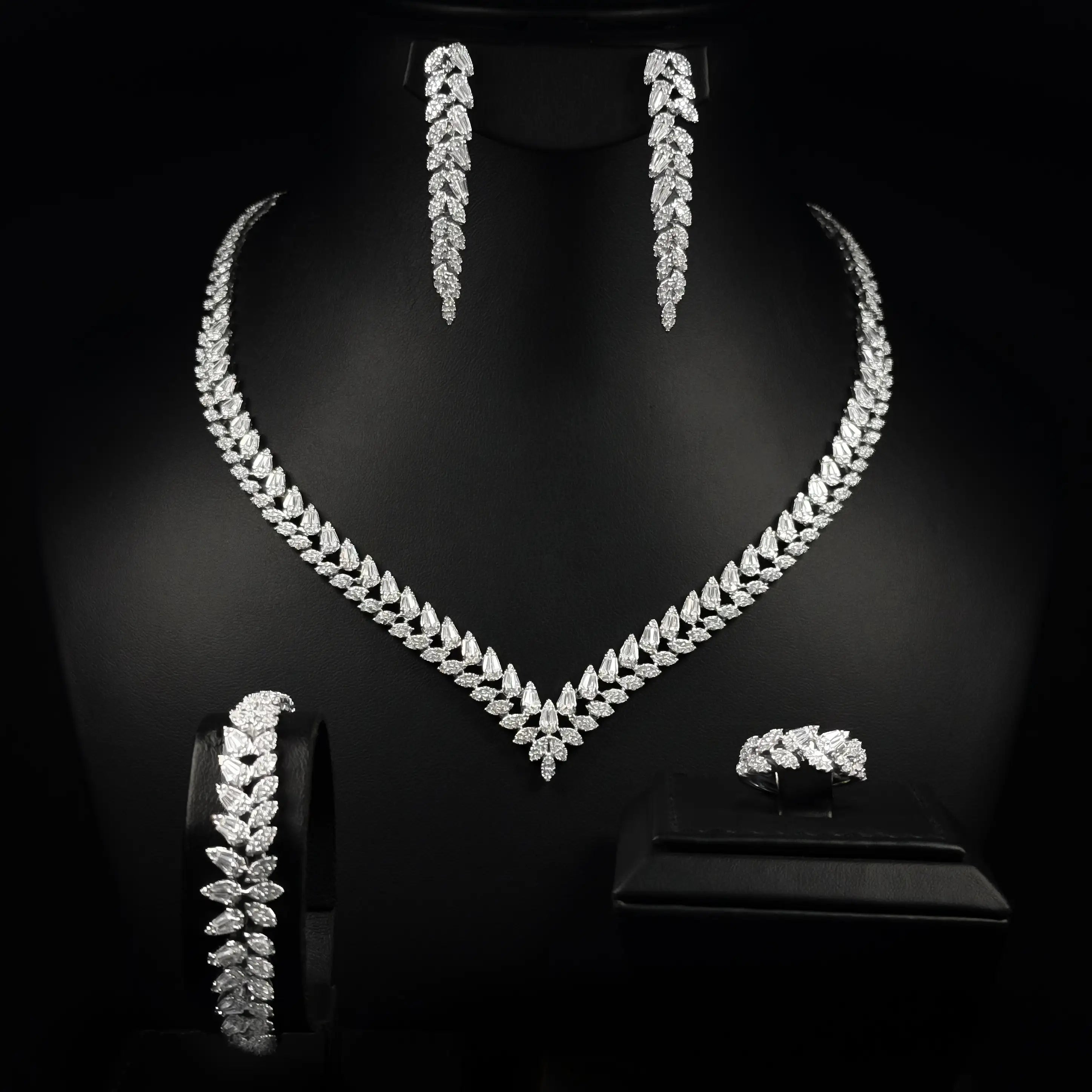 Royal Laurel White Zircon Rhodium Plated Bridal Full Set