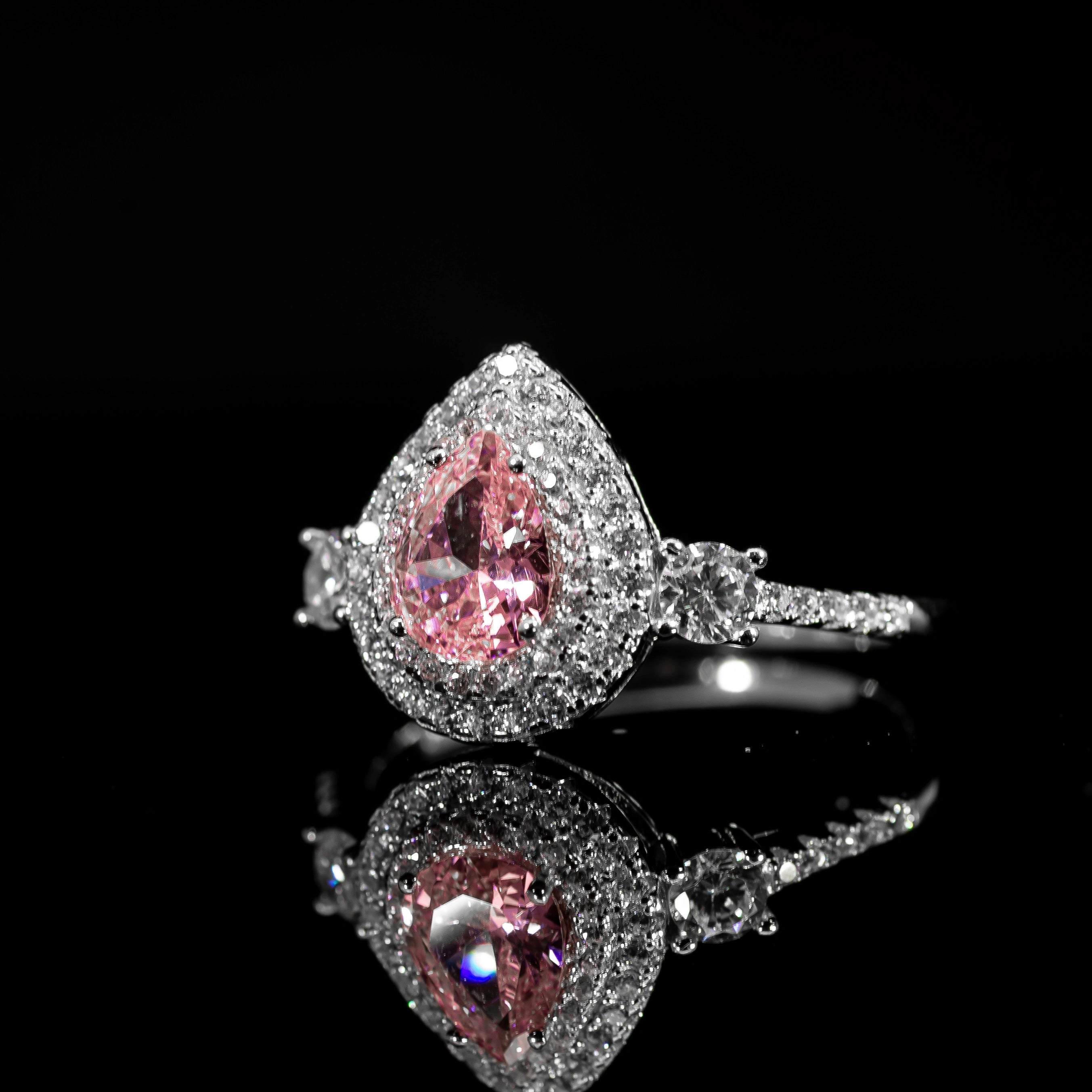 Dolce Mondo Royal Pink Teardrop Premium Quality Zircon Ring – High Quality Rhodium Plated