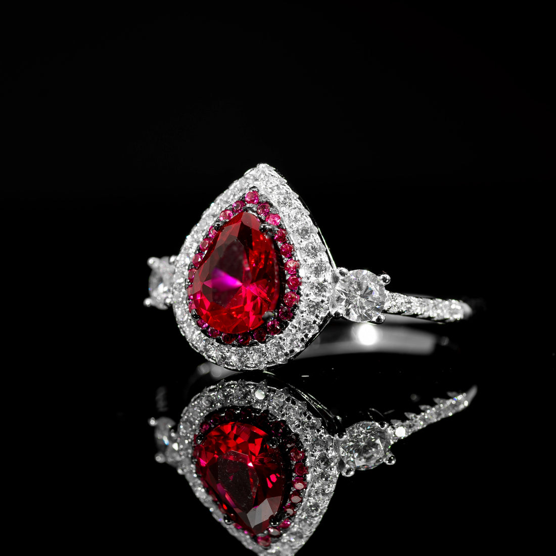 Dolce Mondo Royal Crimson Red Teardrop Premium Quality Zircon Ring – High Quality Rhodium Plated