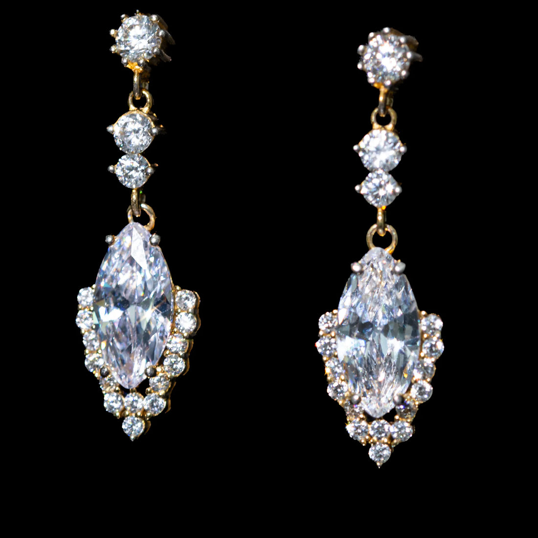 Charlotte White Marquise Drop Earrings with Premium Zircon Stones – High Quality 18K Gold Plated in 925 Sterling Silver