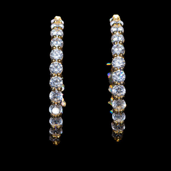 Aurelie White Round-Cut Hoop Earrings with Premium Zircon Stones – High Quality 18K Gold Plated in 925 Sterling Silver
