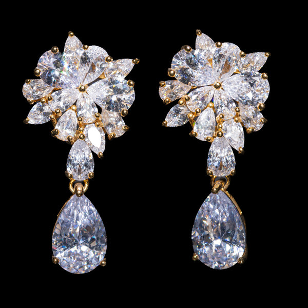 Genevieve White Pear-Cut Drop Earrings with Premium Zircon Stones – High Quality 18K Gold Plated in 925 Sterling Silver