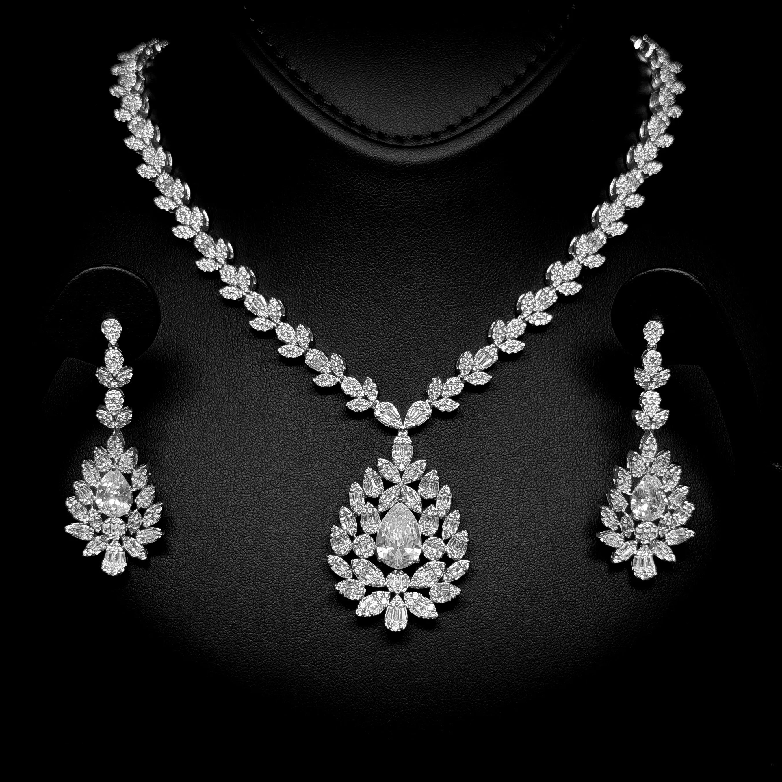 Crown Bloom White Premium Quality Zircon Rhodium Plated Luxury Bridal Full Set