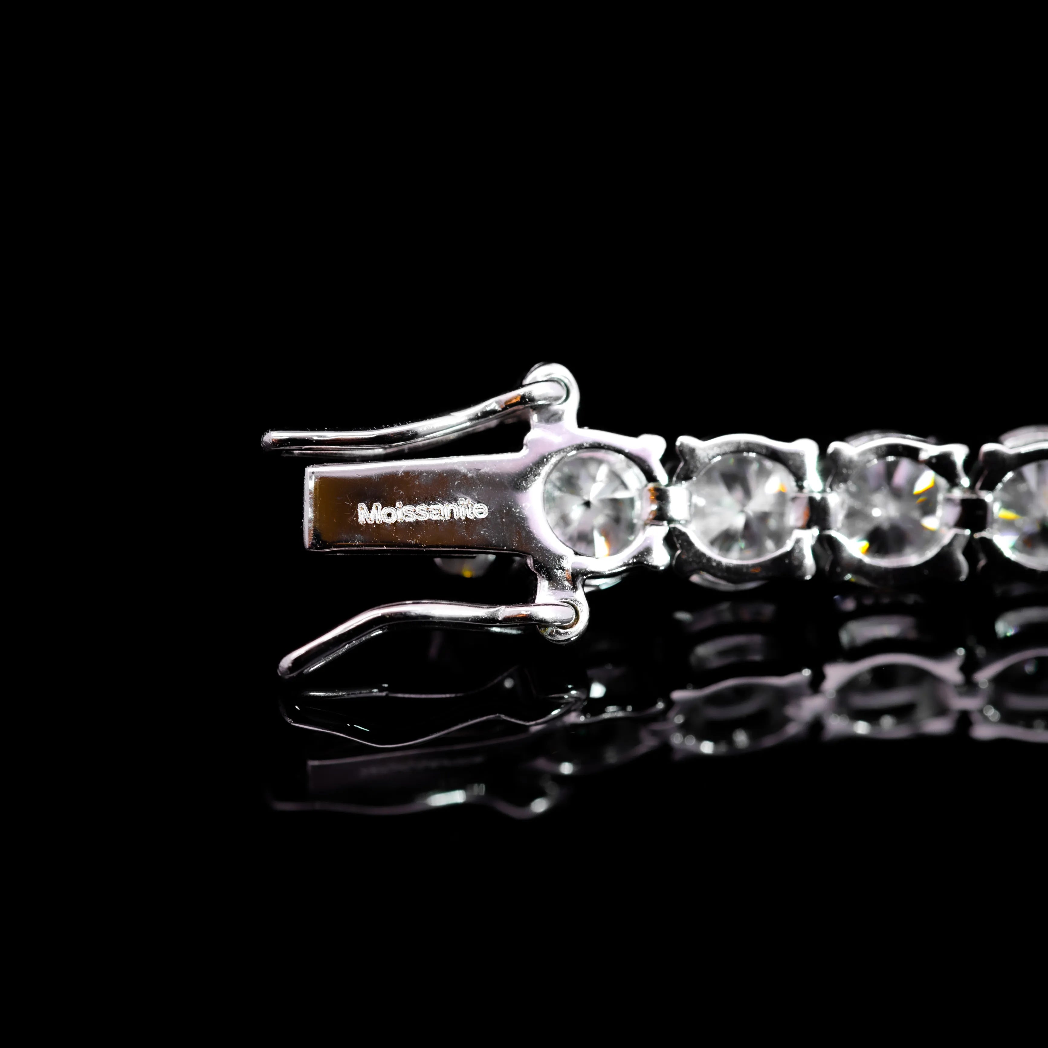 Dolce Mondo Tennis Bracelet 4mm GRA Certified Moissanite in 925 Sterling Silver