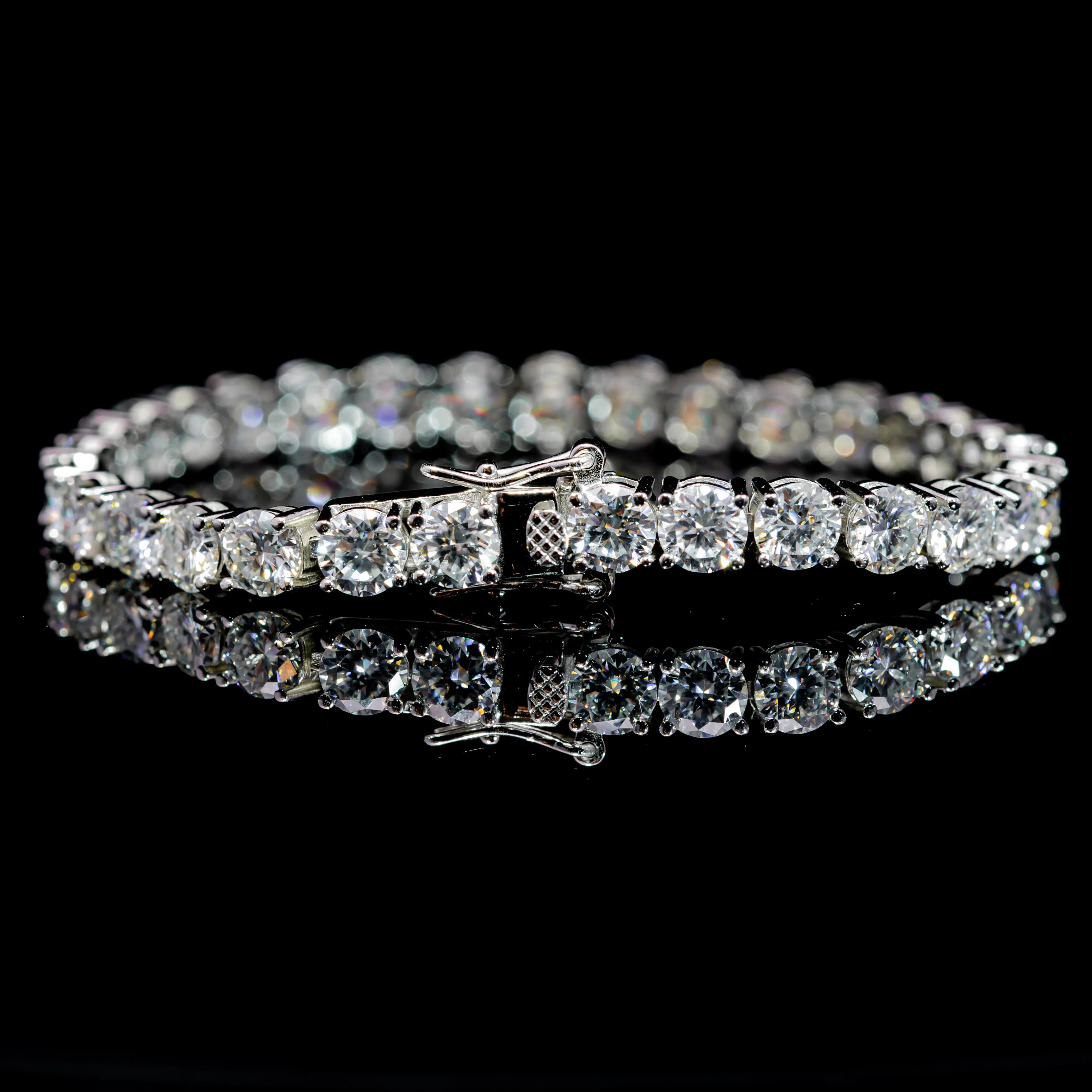 Dolce Mondo Tennis Bracelet 5mm GRA Certified Moissanite in 925 Sterling Silver