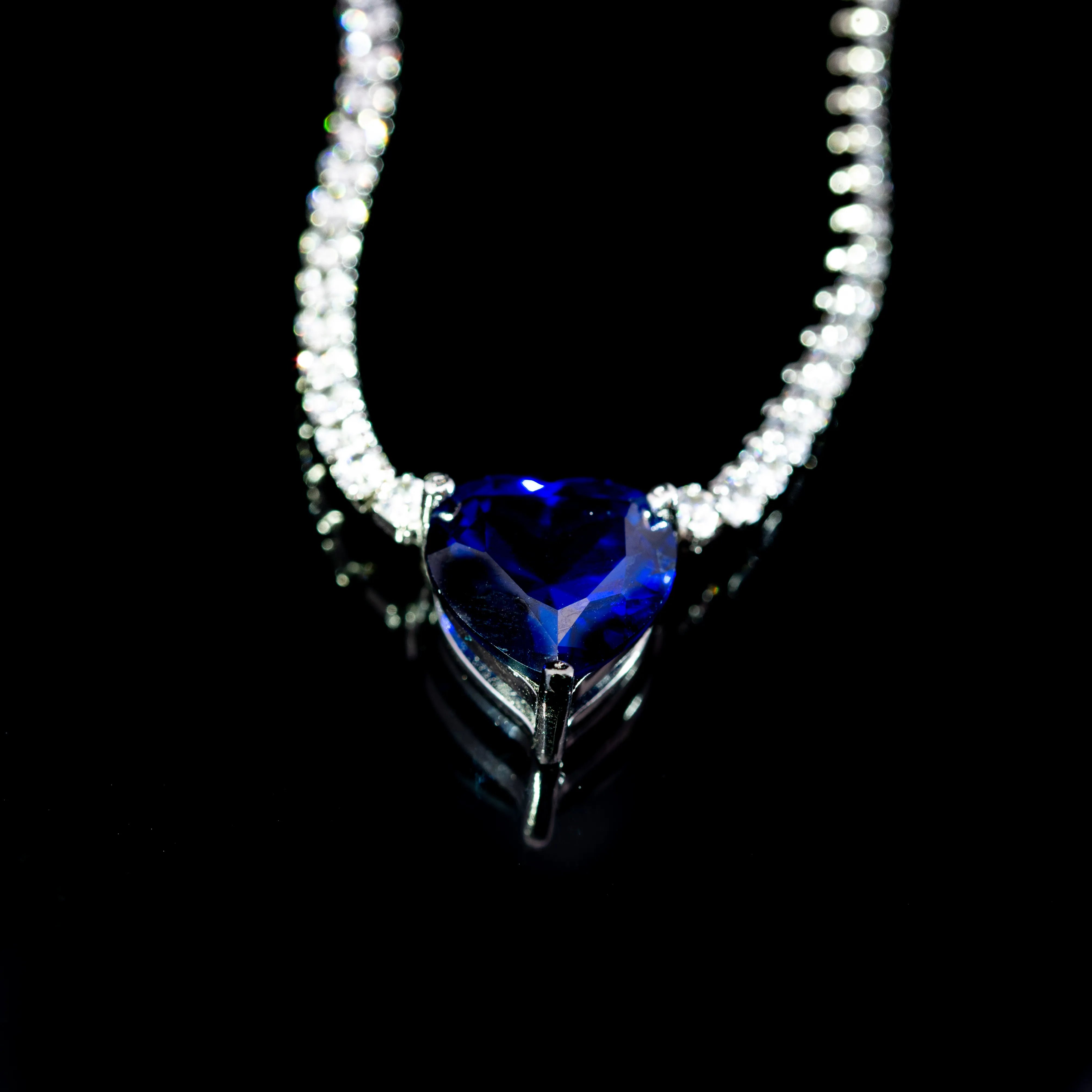 Elena Royal Blue Heart Necklace in 925 Silver – High Quality Rhodium Plated