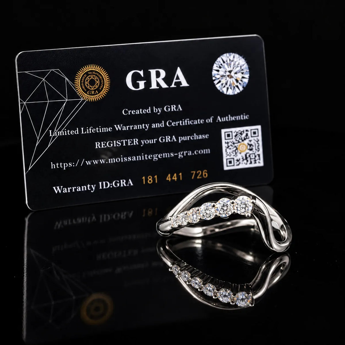 خاتم مويسانيت بتصميم مموج بقطع دائري معتمد من GRA مطلي بالروديوم من الفضة الإسترليني عيار 925 - 0.42 قيراط