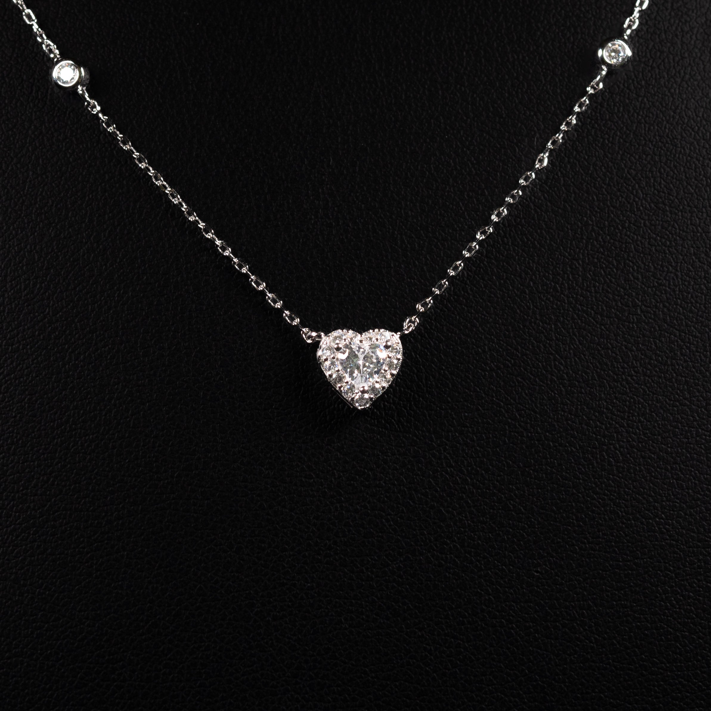 Dolce Mondo Haneen White Zircon 925 Silver Pendant Necklace