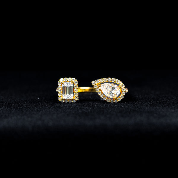 Emerald and Pear Cut Toi et Moi GRA Certified Moissanite Ring in 18K Gold Plated 925 Sterling Silver – 0.96 Carat