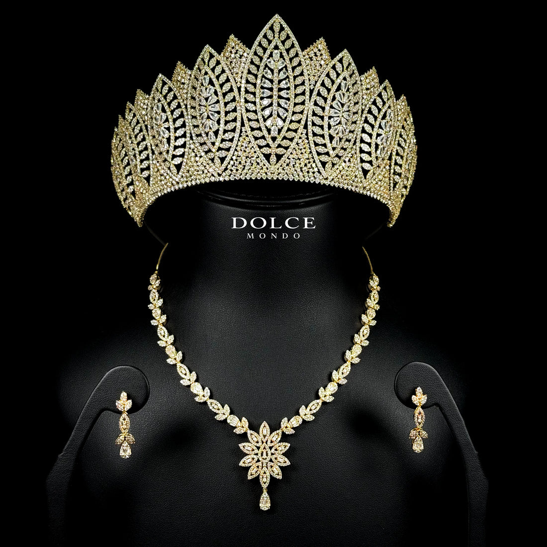 Elisa Crown Goldem Luxury Bridal Full Set with Crown in High Quality Class Zircon Stone Gold Plated