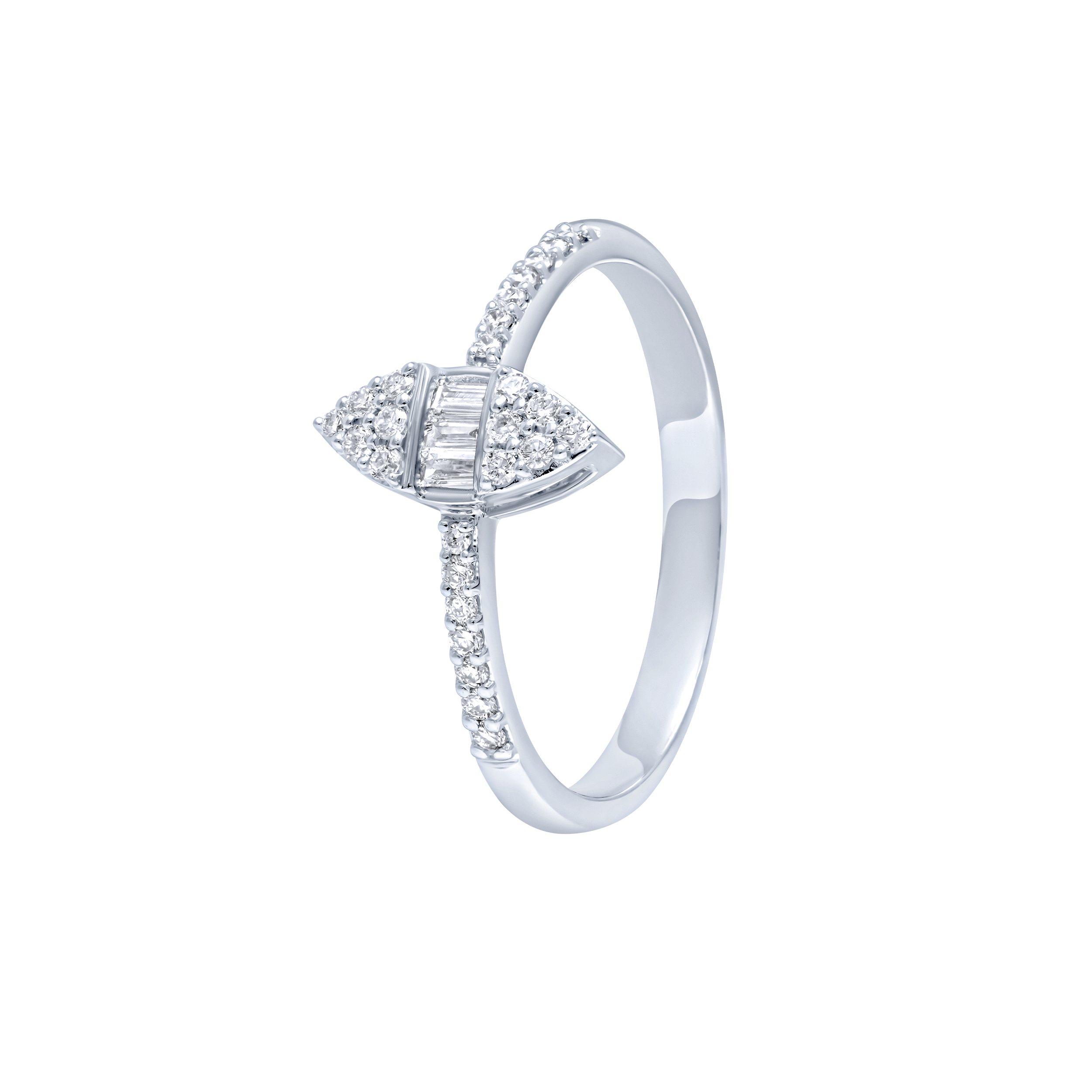 Classic 18K Diamond Ring in White Gold