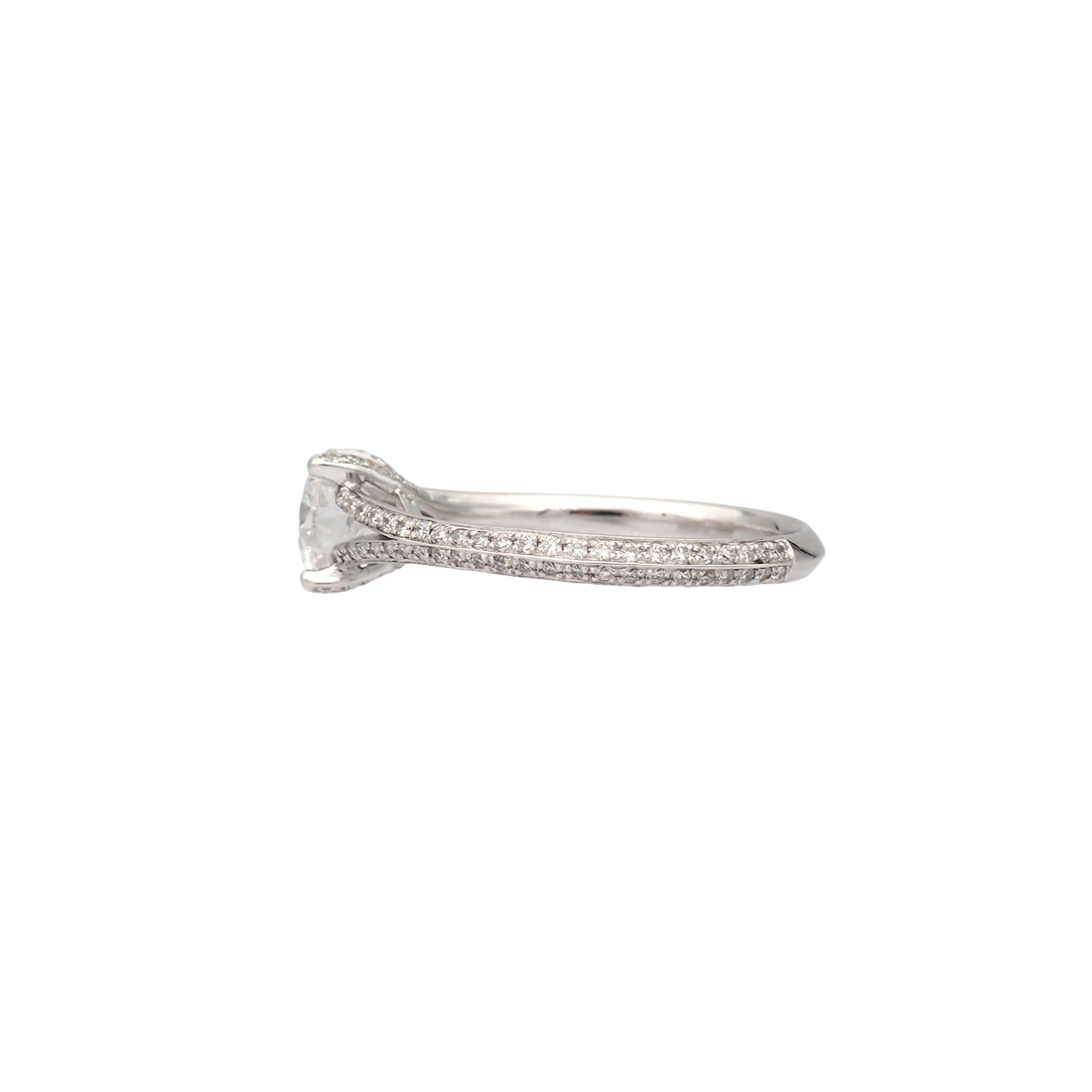Elegant Round Brilliant Lab-Grown Diamond Ring with Split Shank