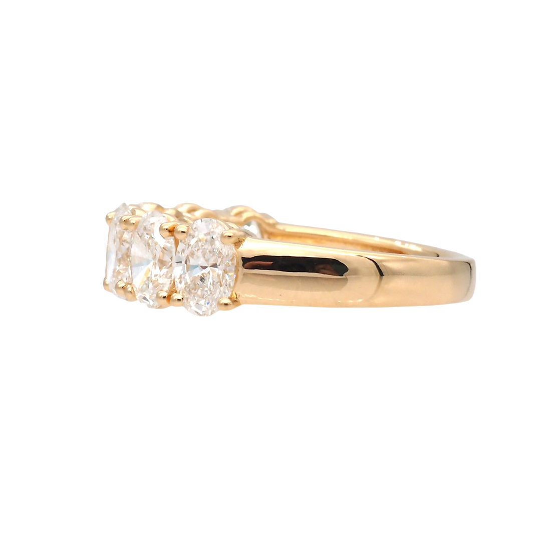 Elegant Oval Cut Lab-Grown Diamond Eternity Band in 18K Yellow Gold