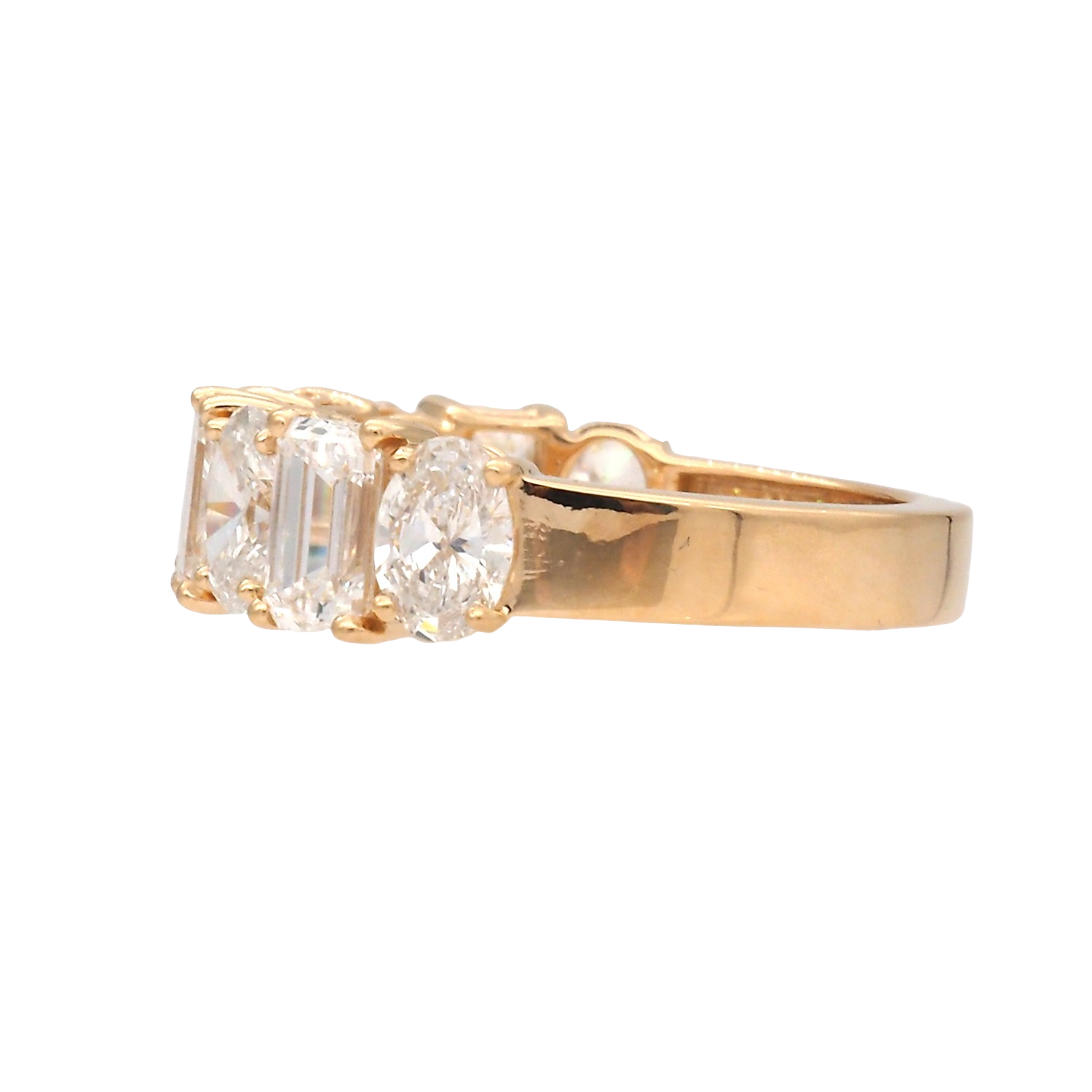 Elegant Yellow Gold Lab-Grown Diamond Band