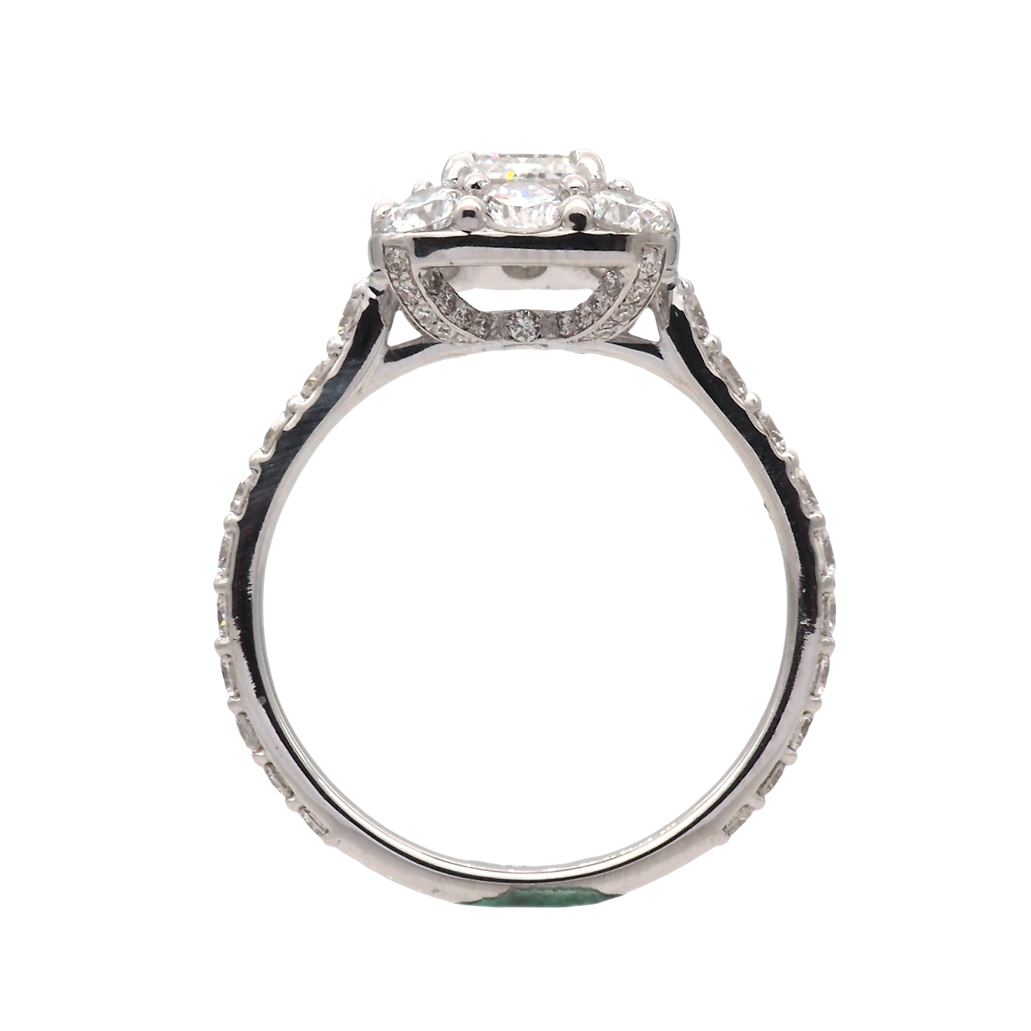 Elegant Pear Shaped Lab-Grown Diamond Halo Ring