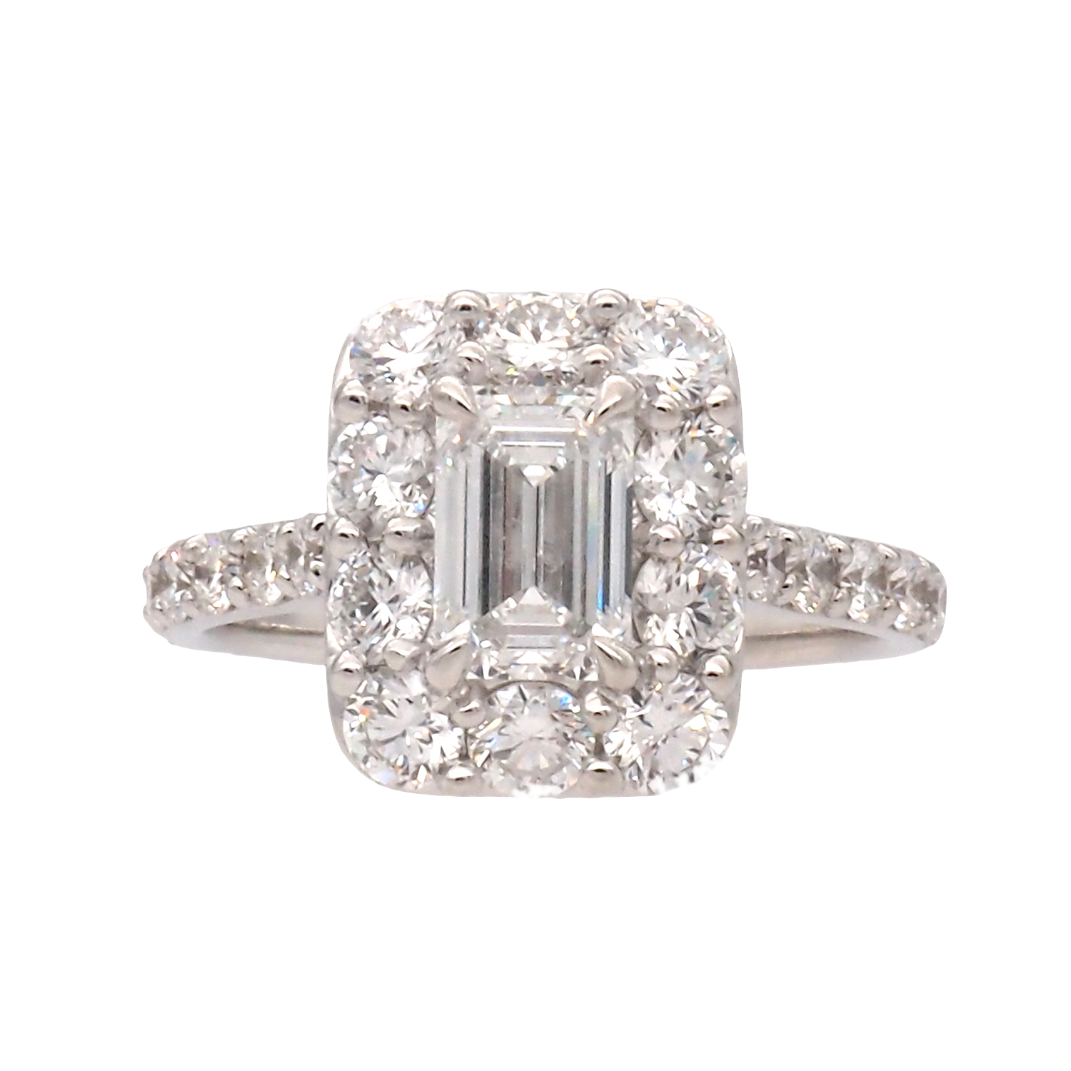 Elegant Pear Shaped Lab-Grown Diamond Halo Ring