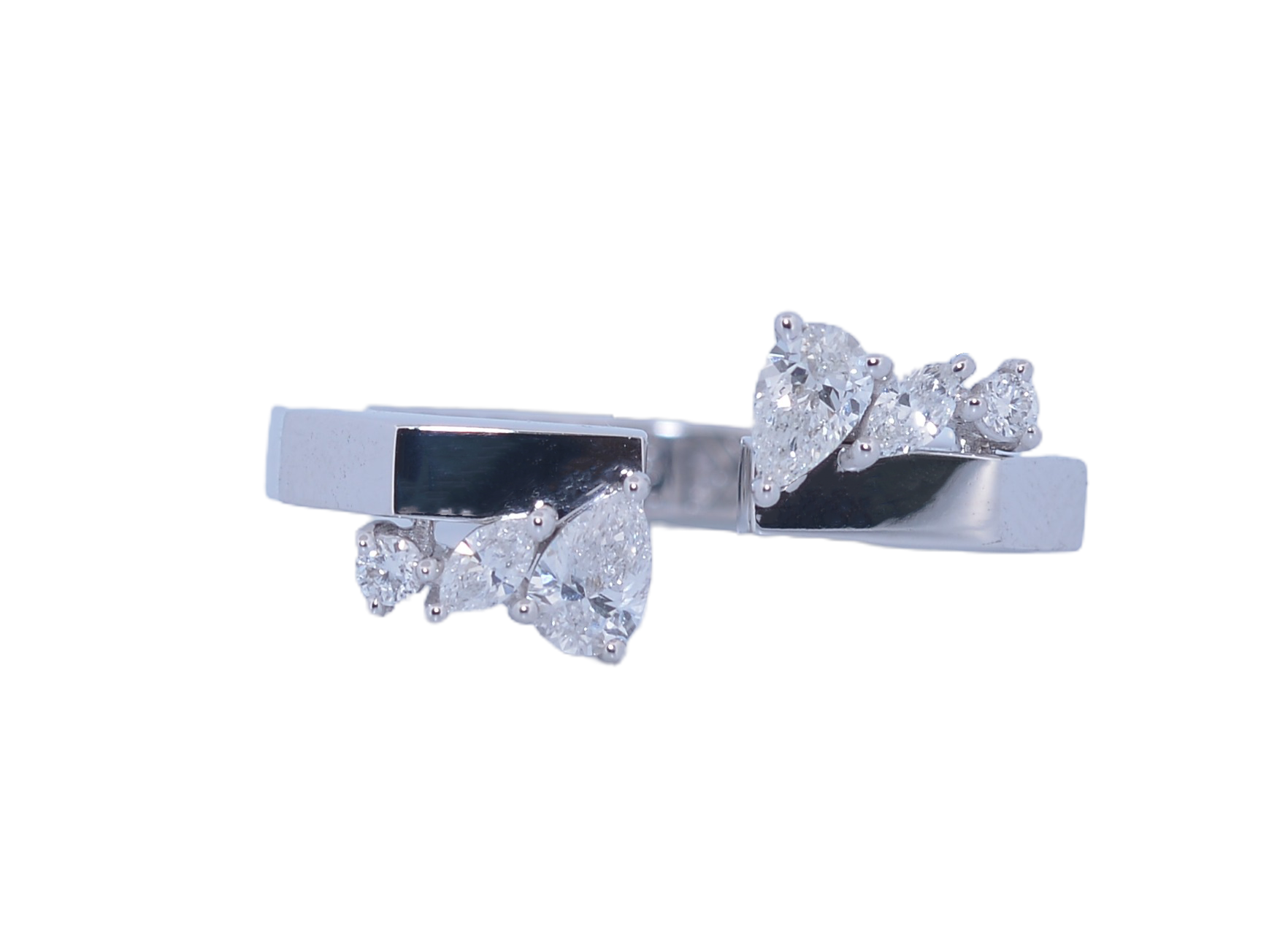 18K White Gold Pear & Round Diamond Ring