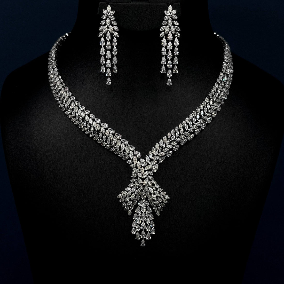 Crystal Laurel White Zircon Full Set