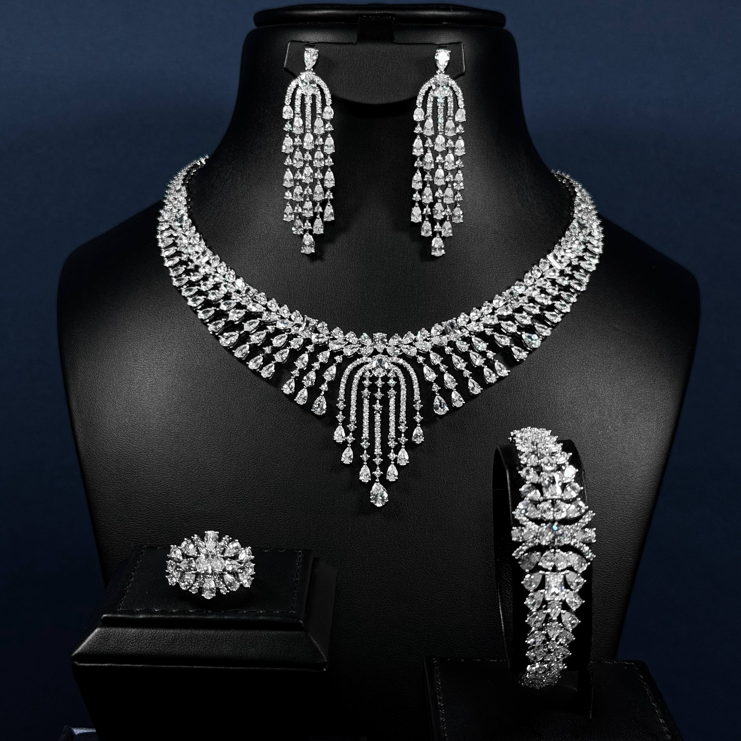 Majestic Fringe White Zircon Full Set