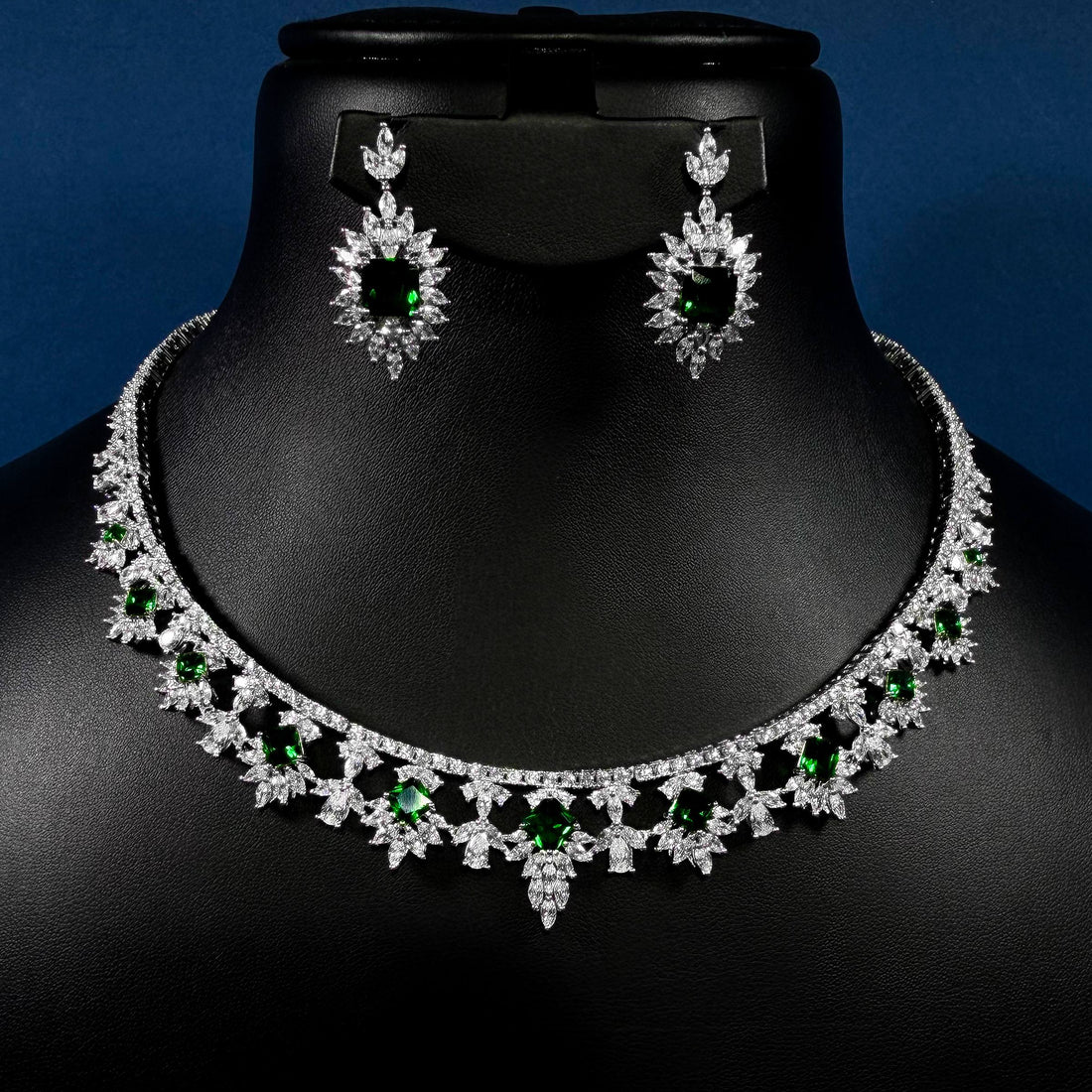 Royal Green & White 925 Silver Full Set