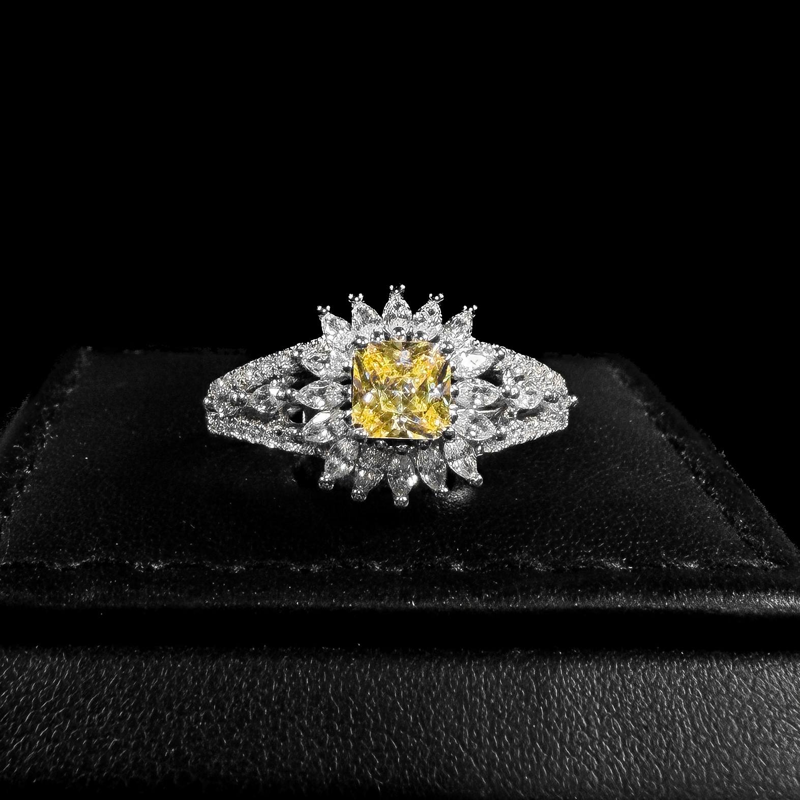 Luminous Flora Yellow & White 925 Silver Full Set